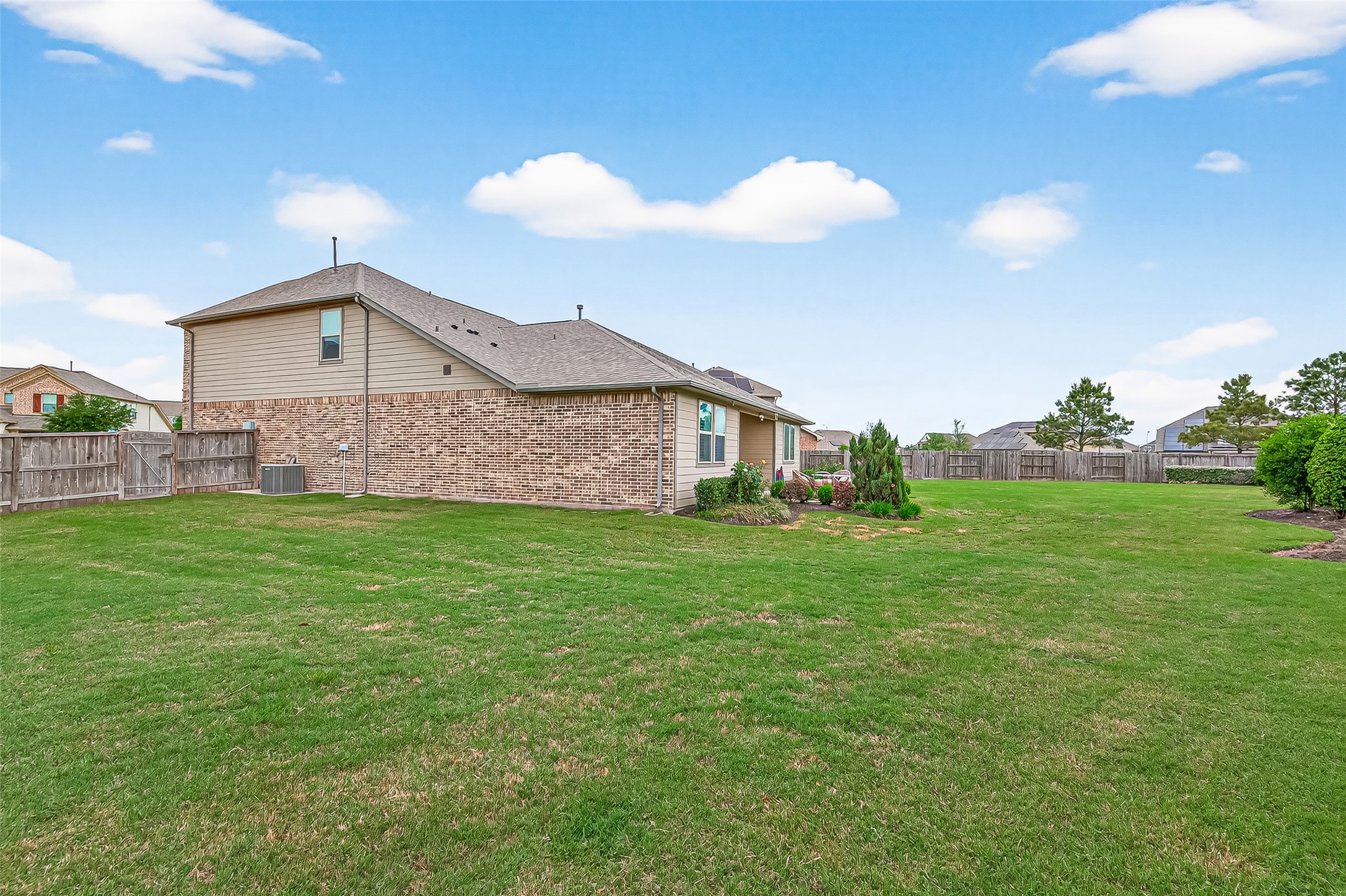 26102 Lazywaters Drive Property Photo 36