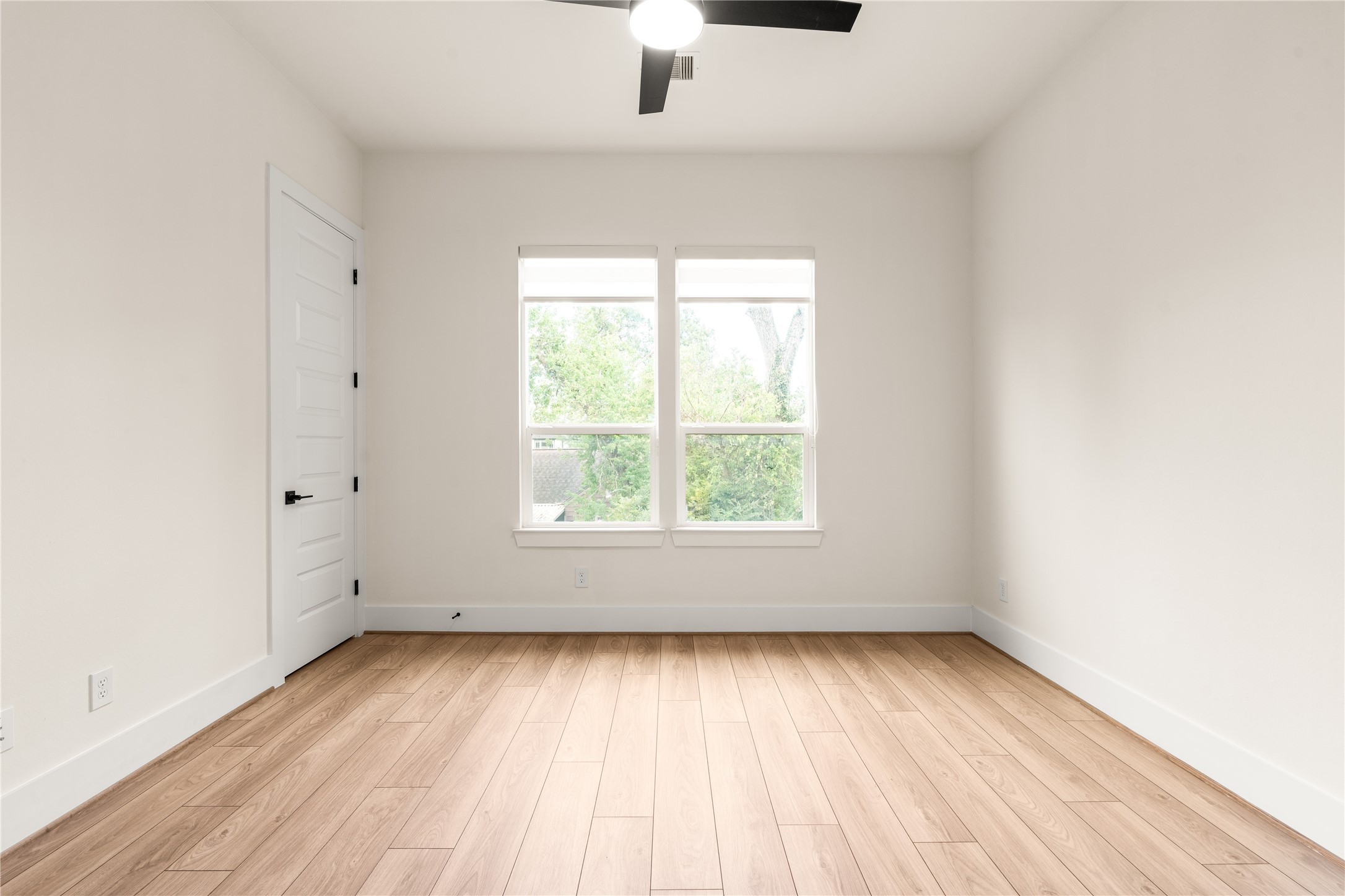 7117 Goforth Street Property Photo 27