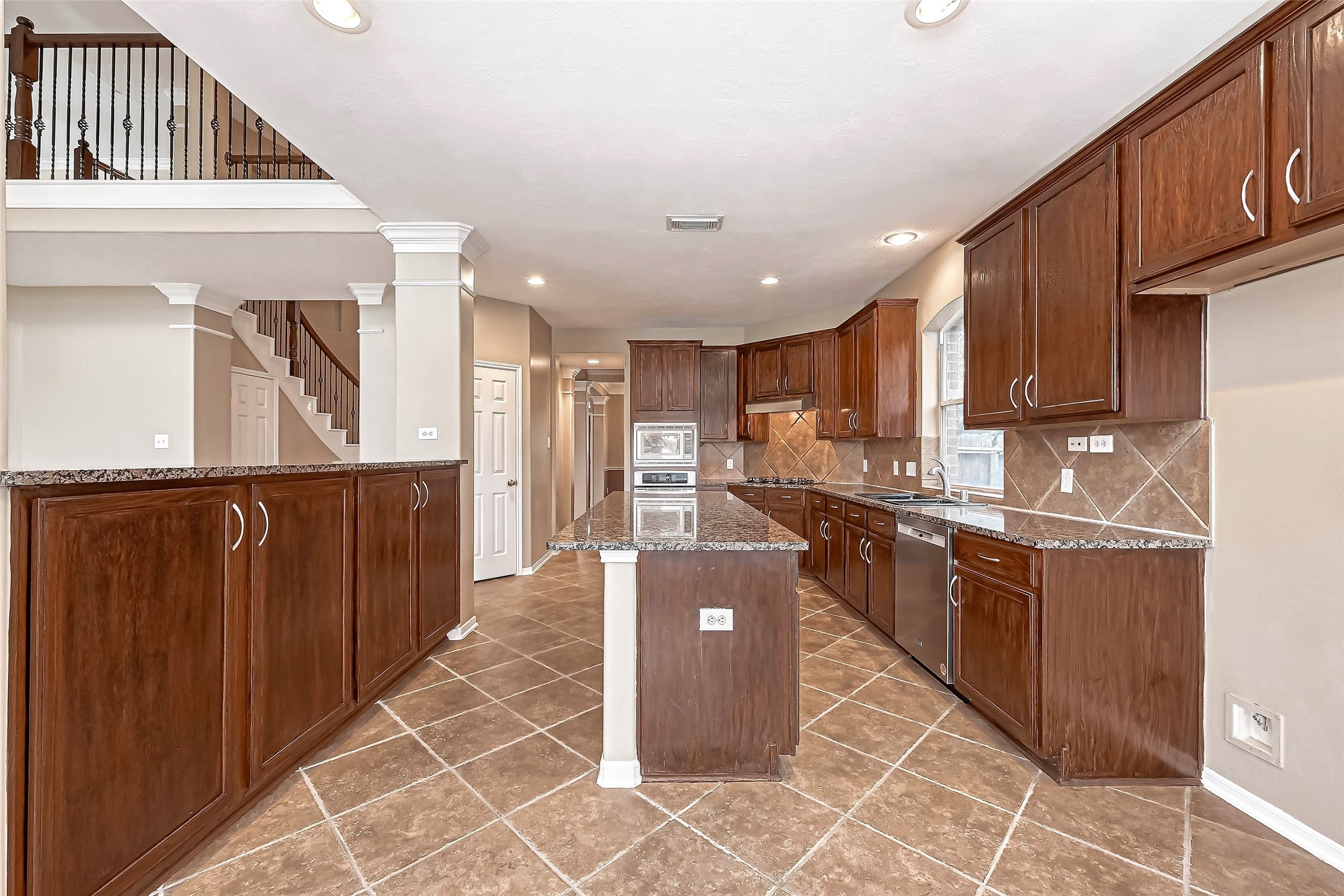 1222 Watermoon Trail Ct Court Property Photo 12