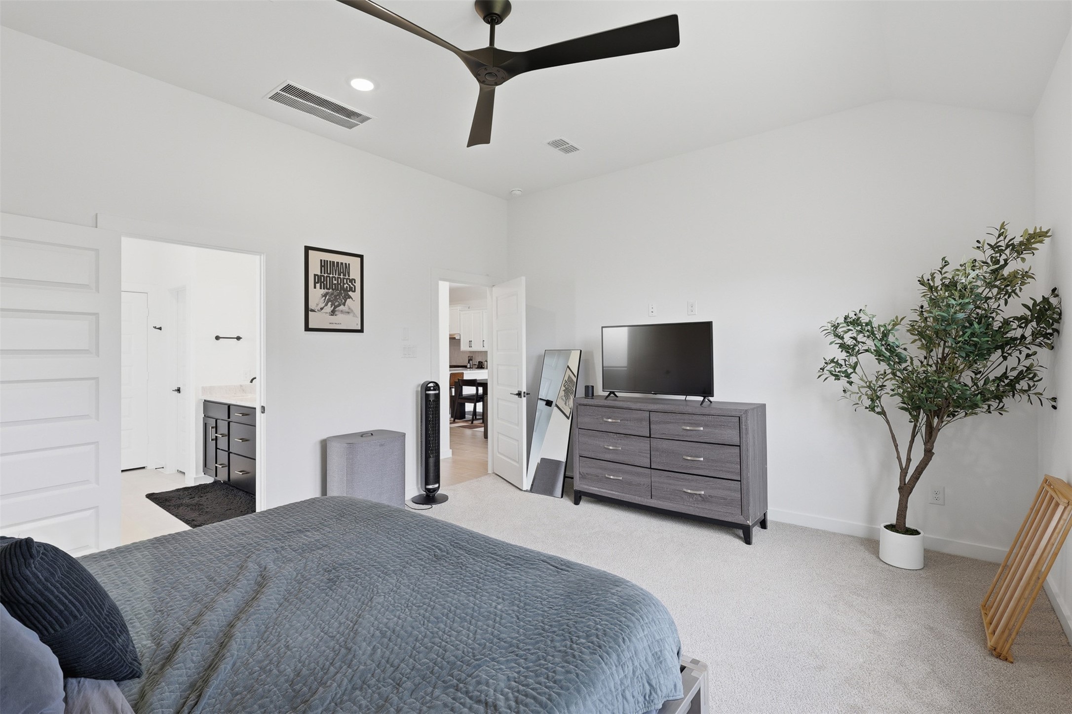 26506 Brilliant Beam Way Property Photo 15