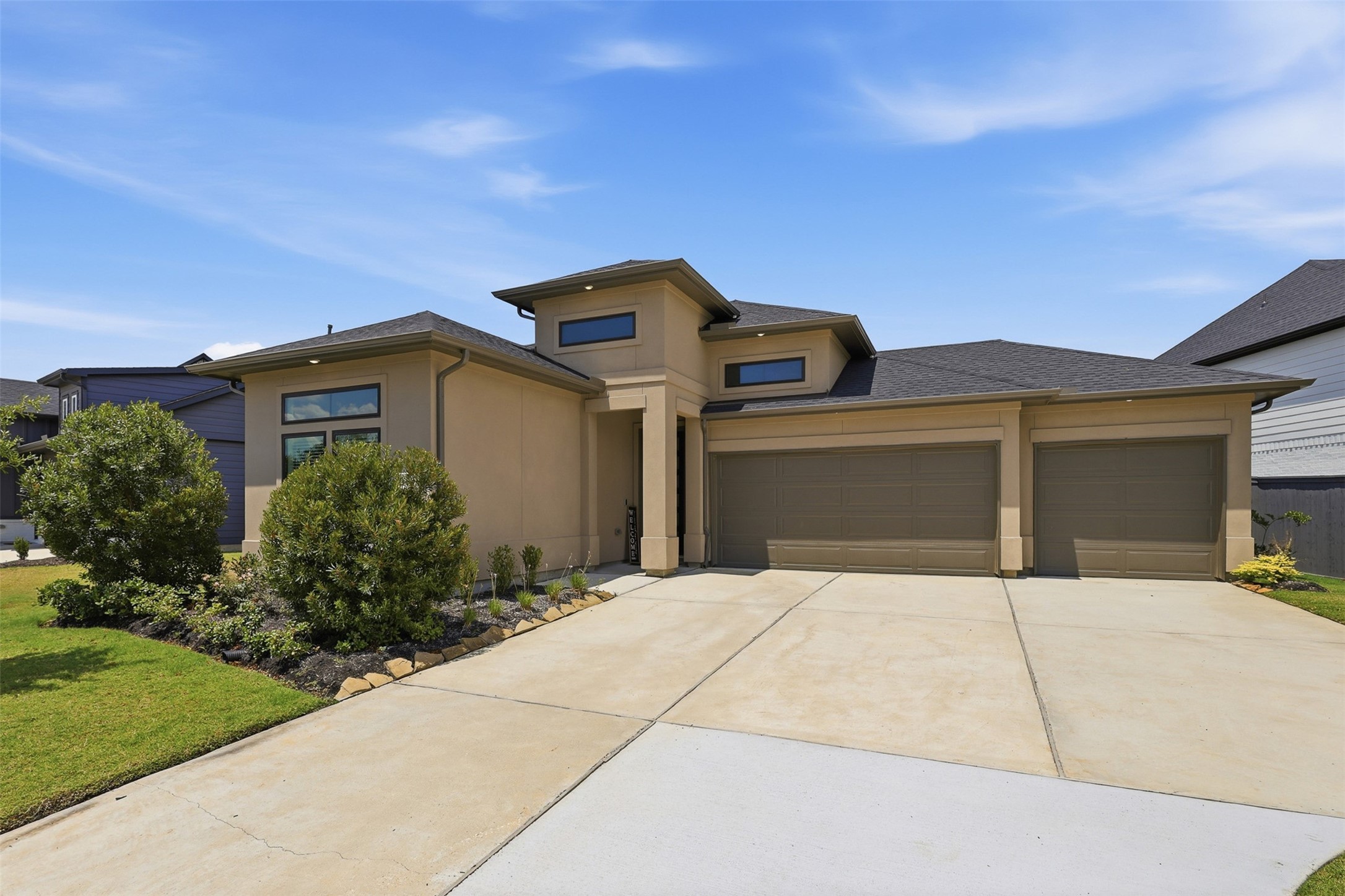 26506 Brilliant Beam Way Property Photo 27