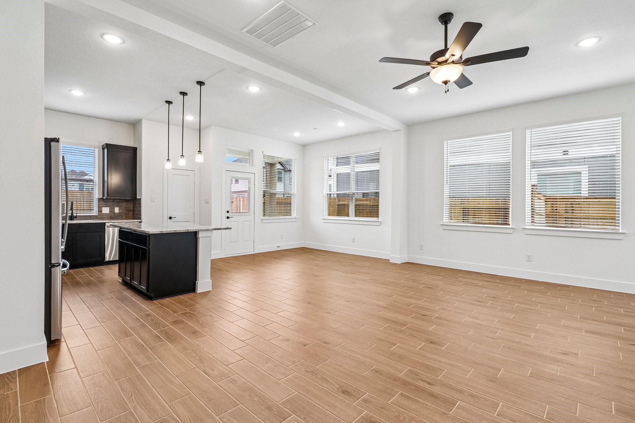 9446 Garden Gate Drive Property Photo 8