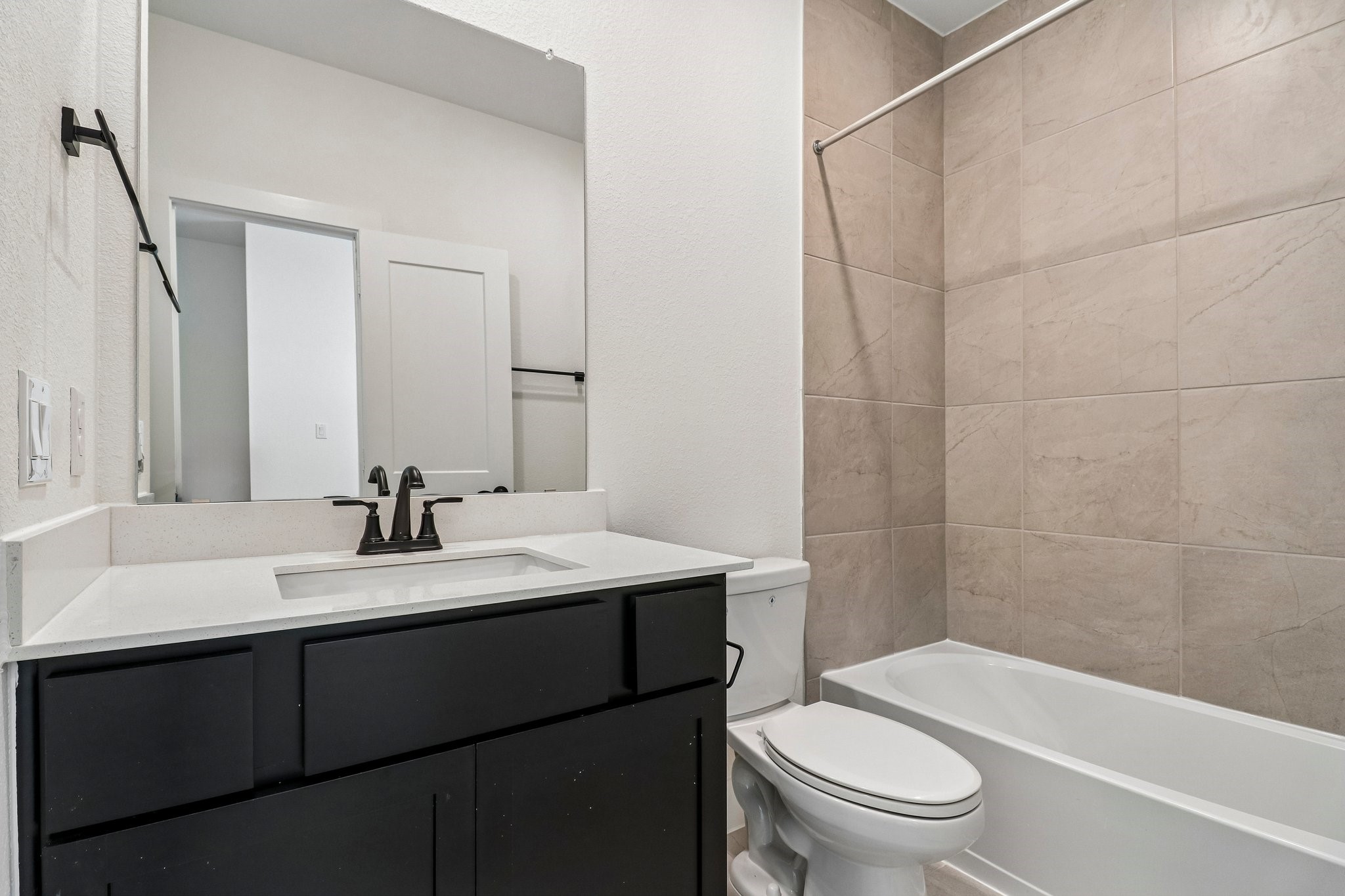 9446 Garden Gate Drive Property Photo 25