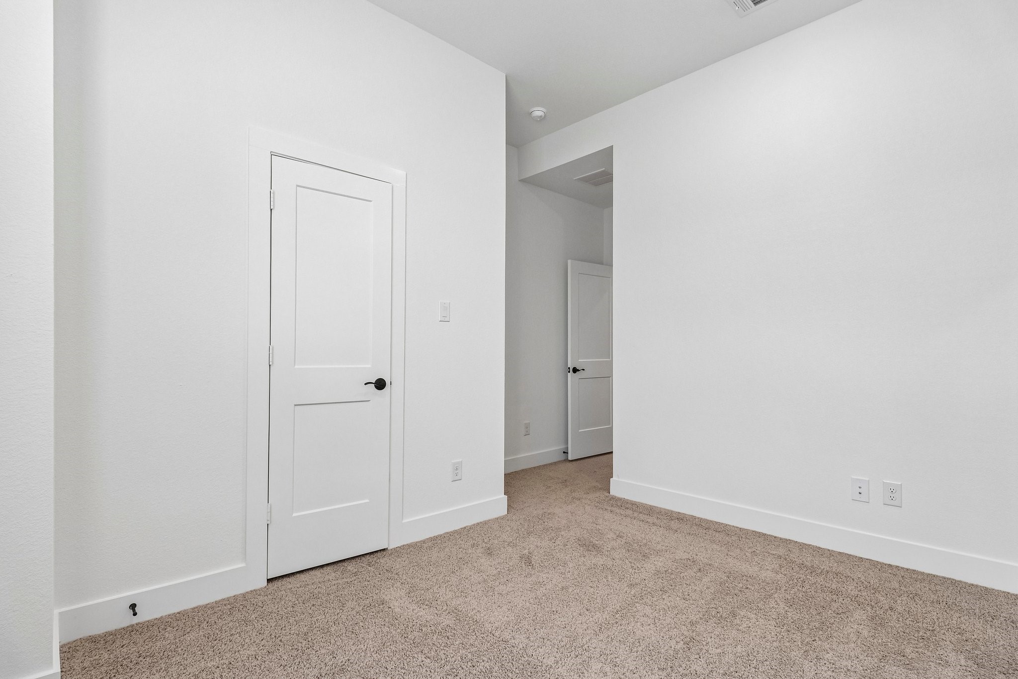 9446 Garden Gate Drive Property Photo 26