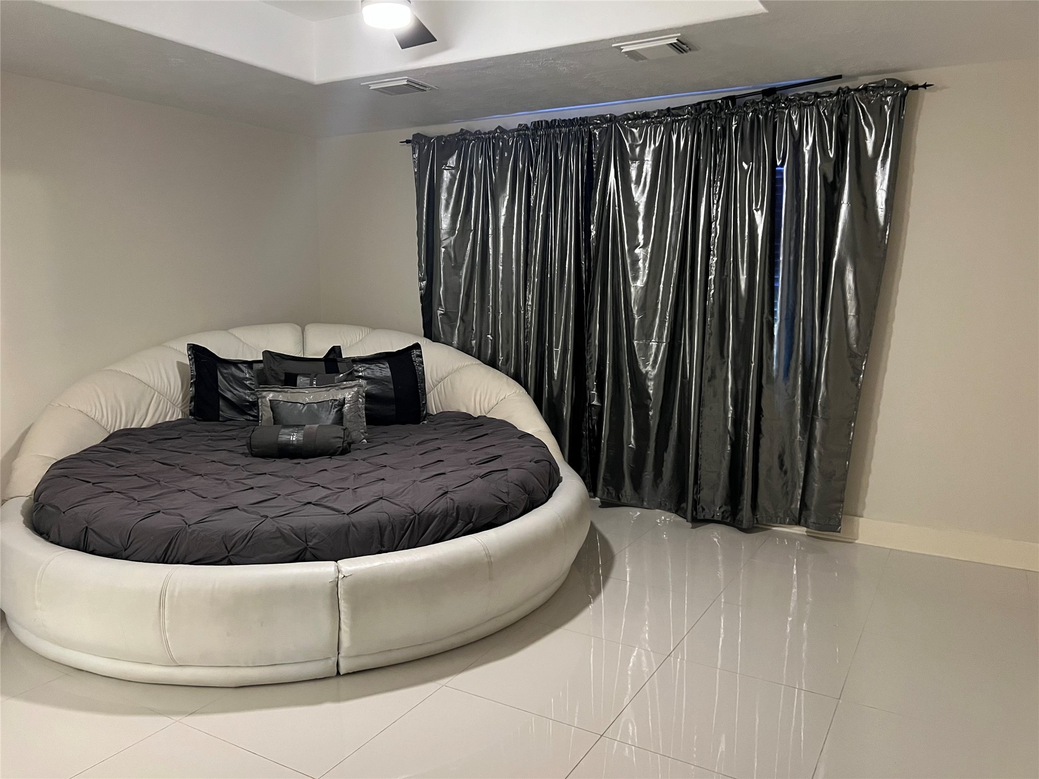 10415 Collin Park Property Photo 10