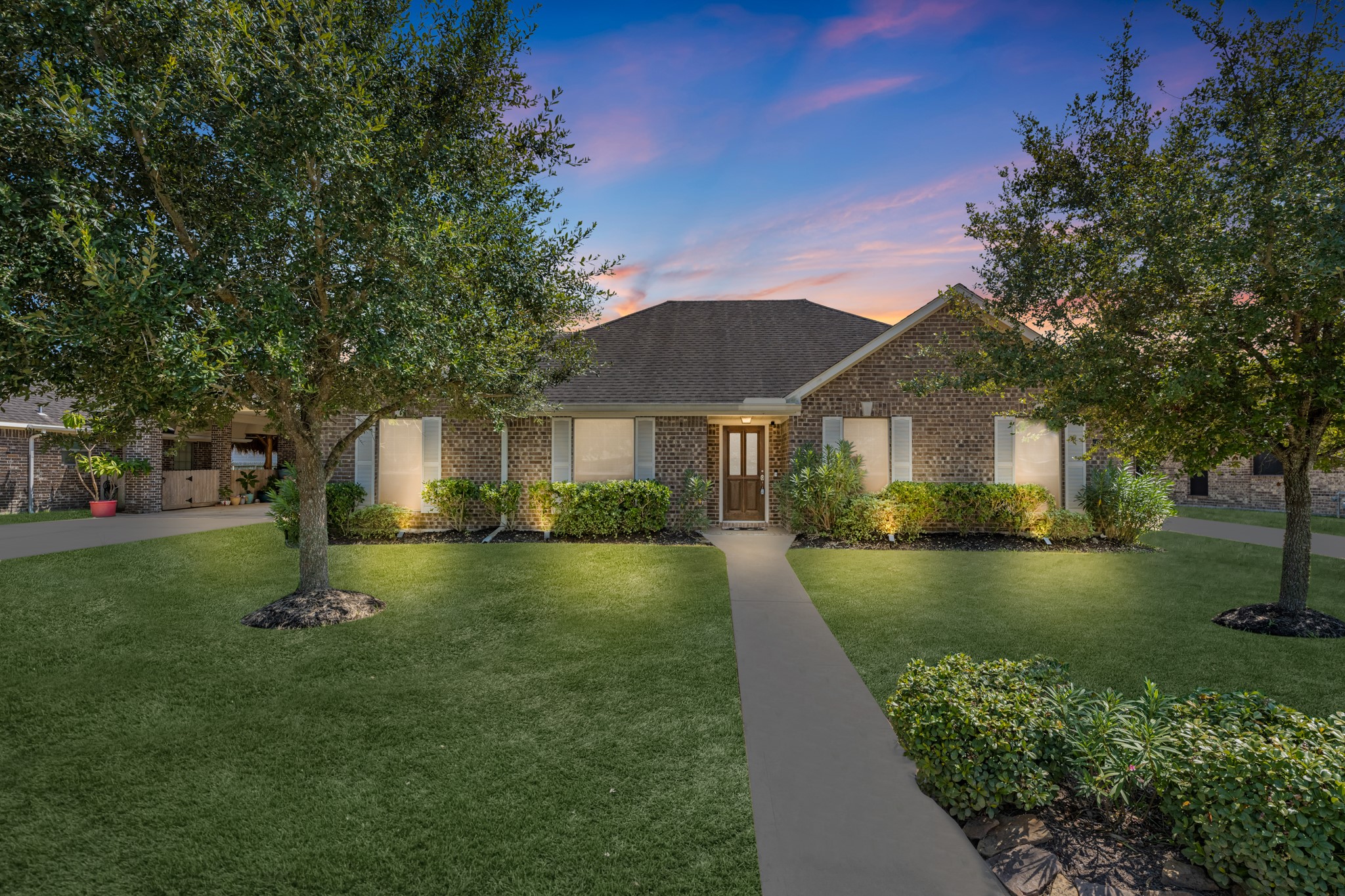 6830 Gonzales Point Property Photo 1