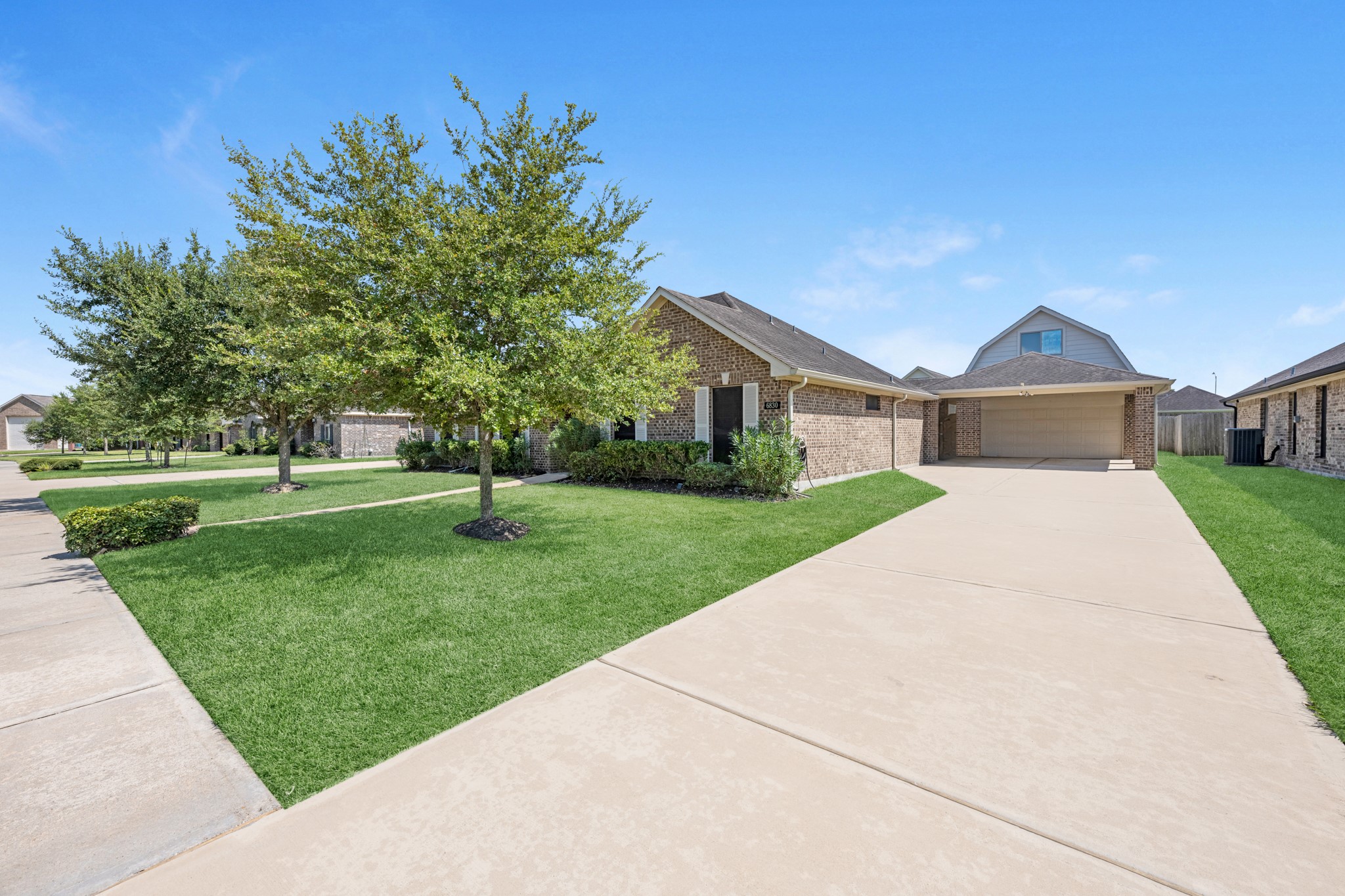 6830 Gonzales Point Property Photo 4