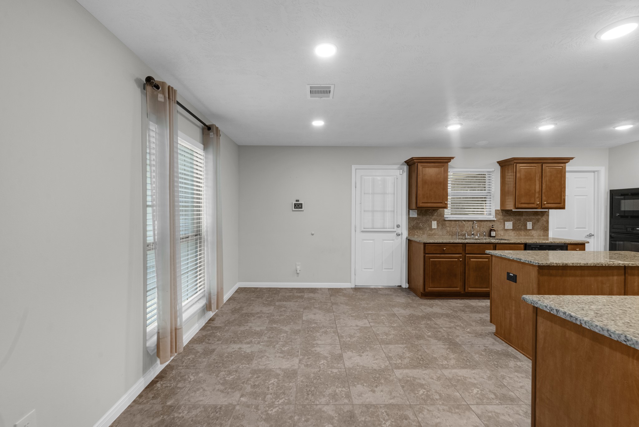 6830 Gonzales Point Property Photo 14
