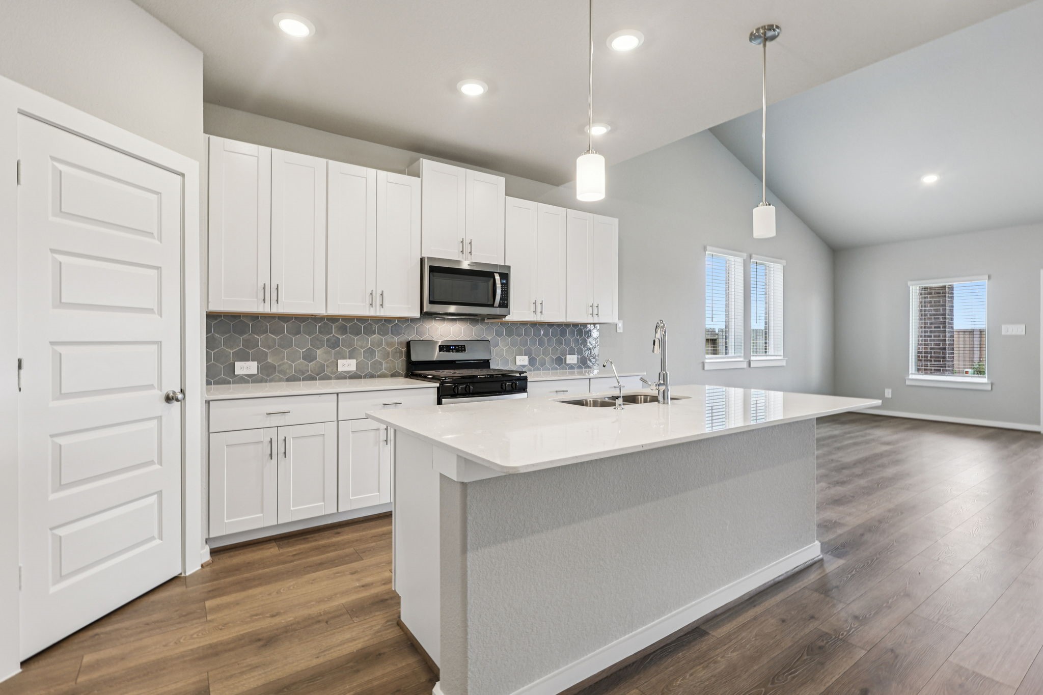 5225 Cypress Rose Drive Property Photo 9