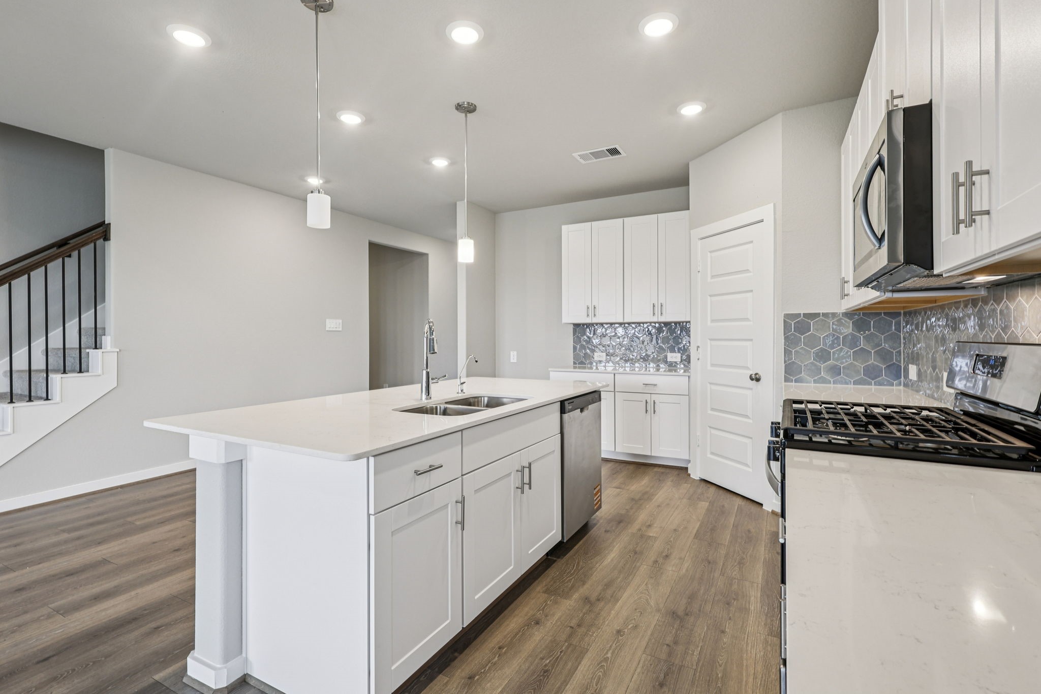 5225 Cypress Rose Drive Property Photo 11