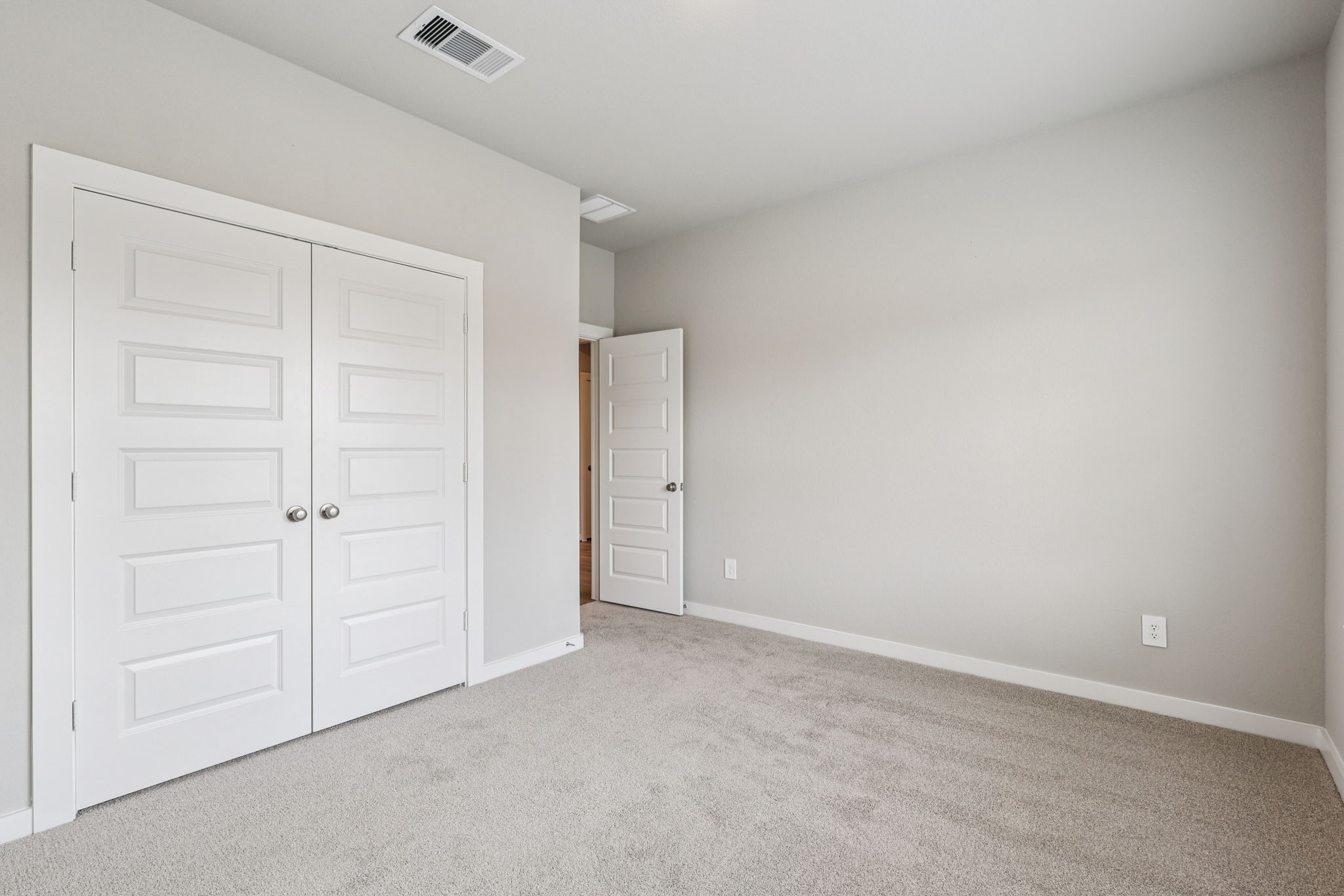 5225 Cypress Rose Drive Property Photo 14