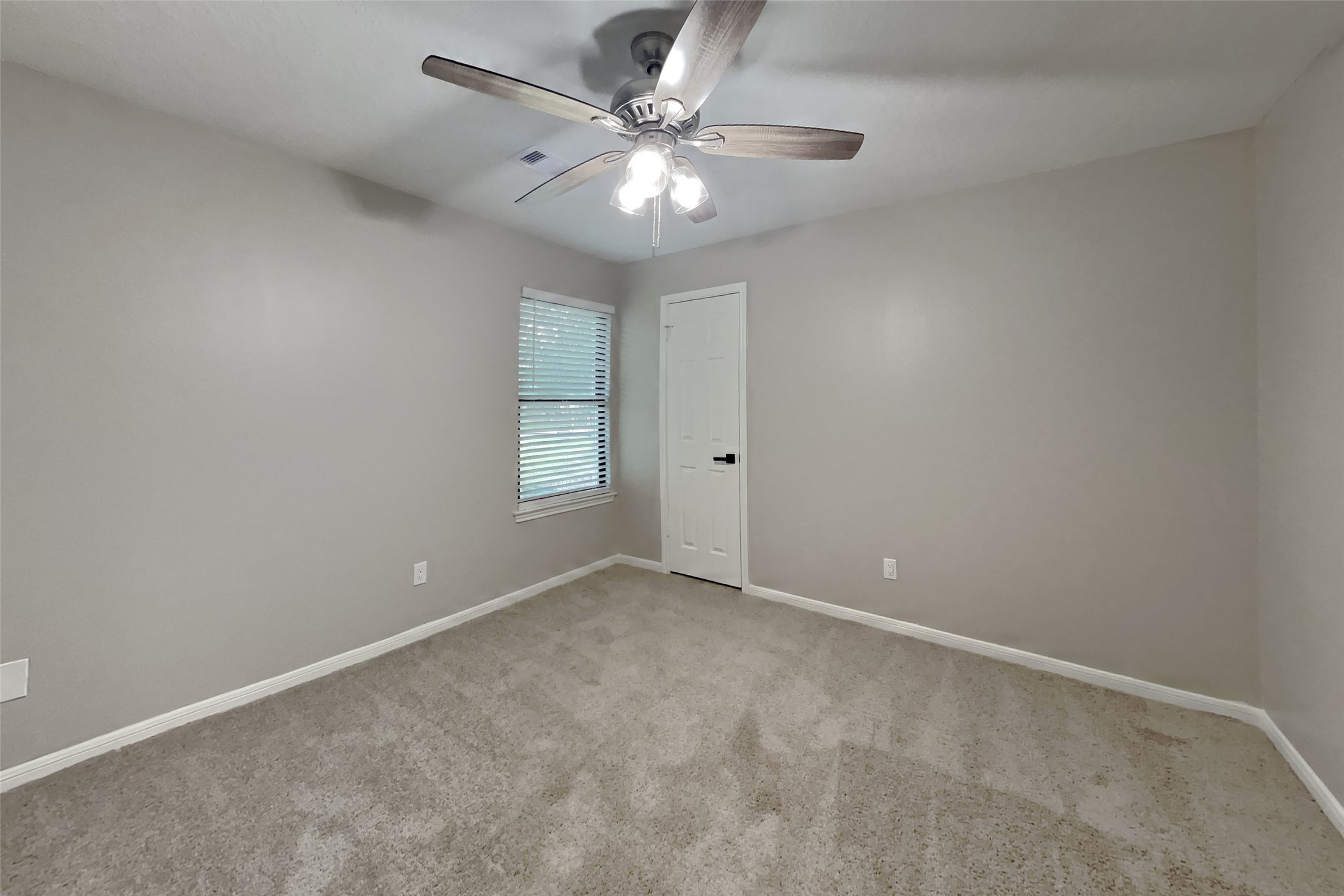 8510 Canyon Pine Drive Property Photo 17