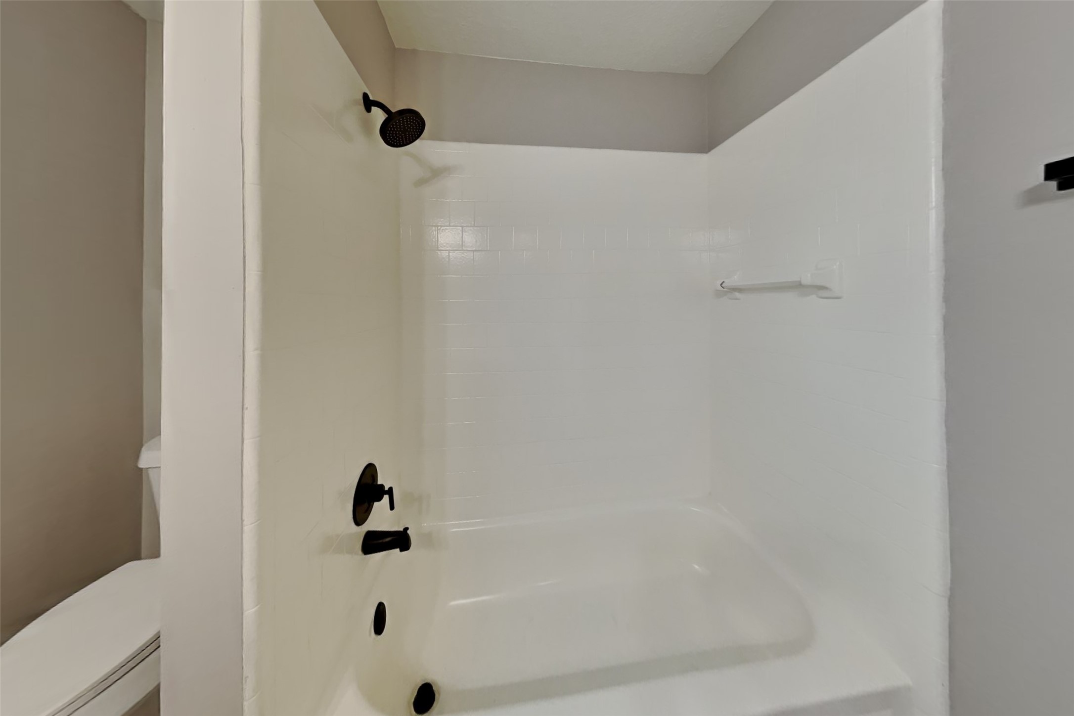 8510 Canyon Pine Drive Property Photo 20