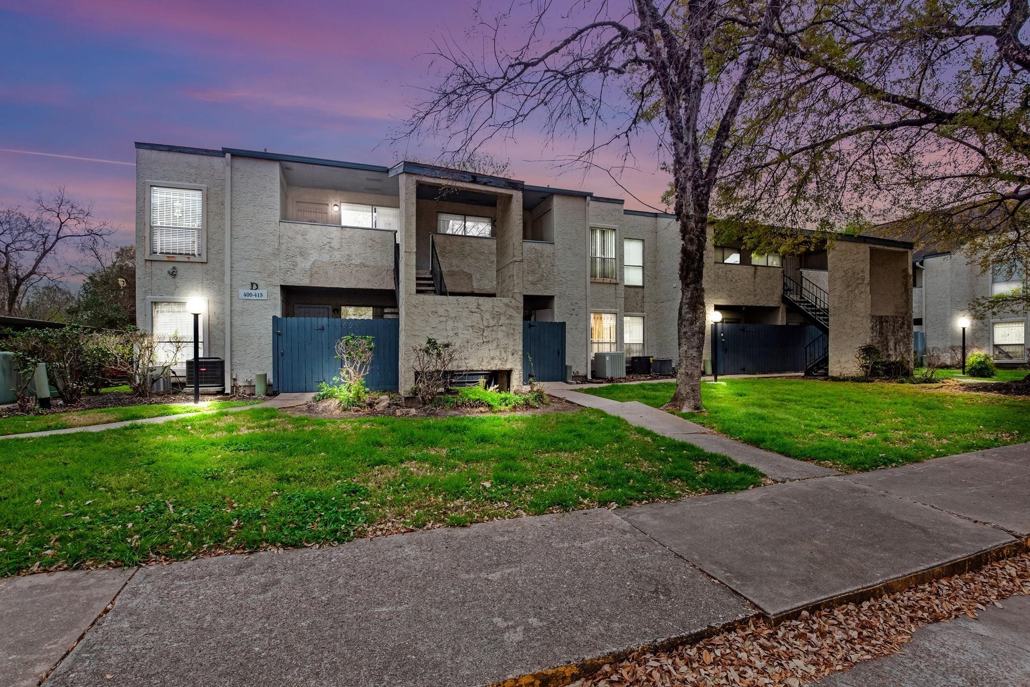 7313 Gulf Freeway 403 Property Photo 16
