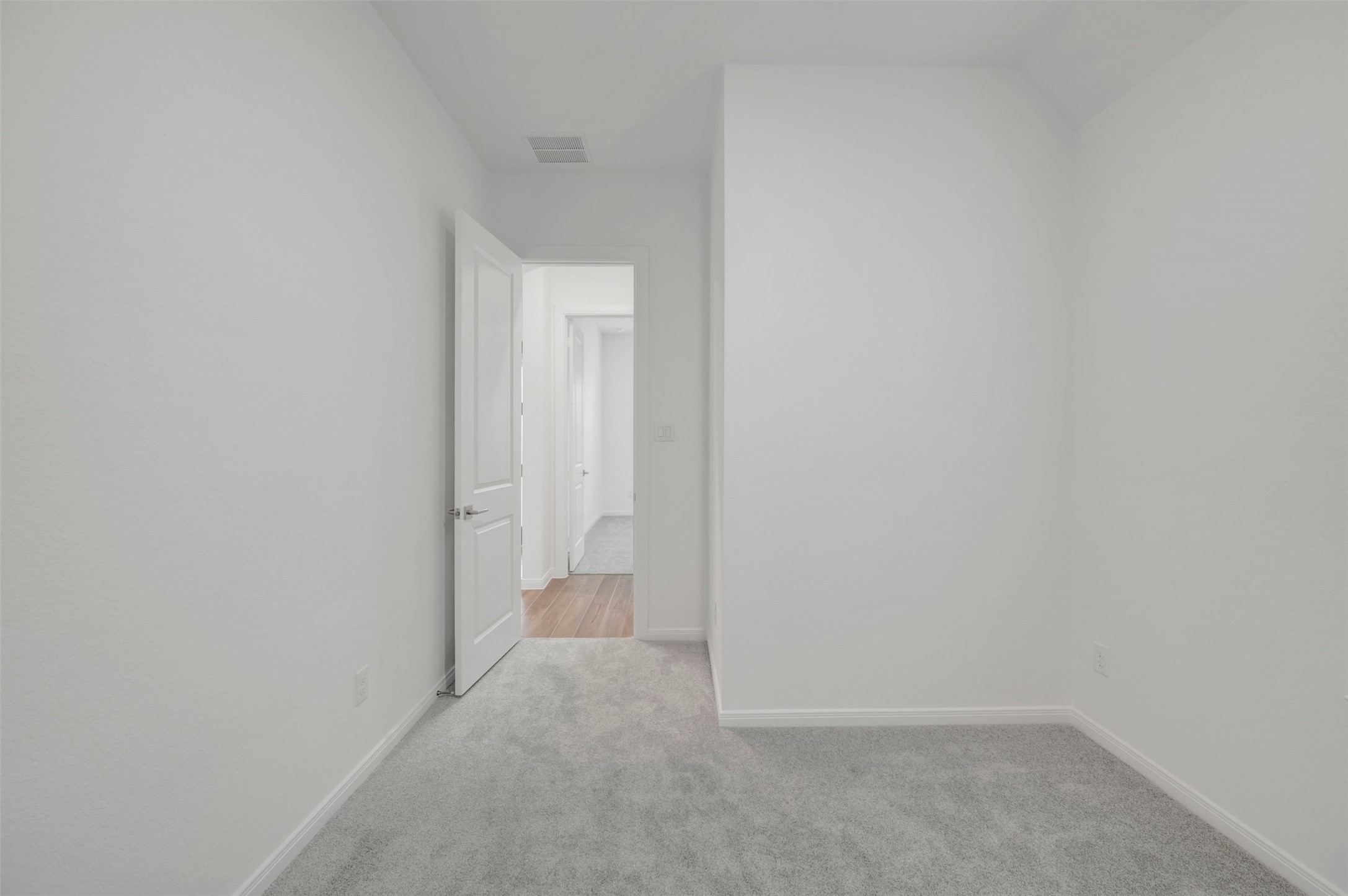 8931 Gray Fox Trail Property Photo 18