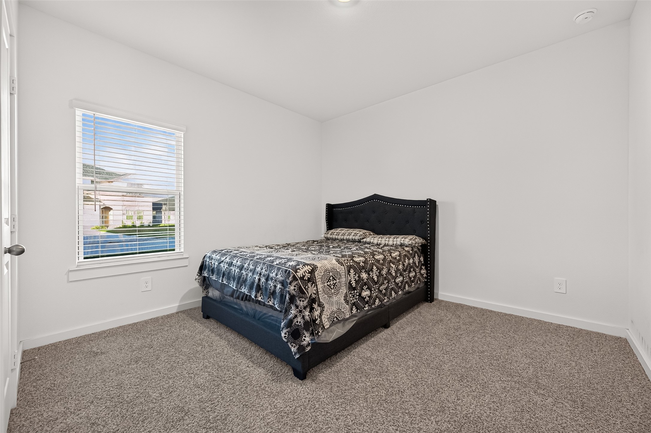 4504 Fir Canyon Court Property Photo 31