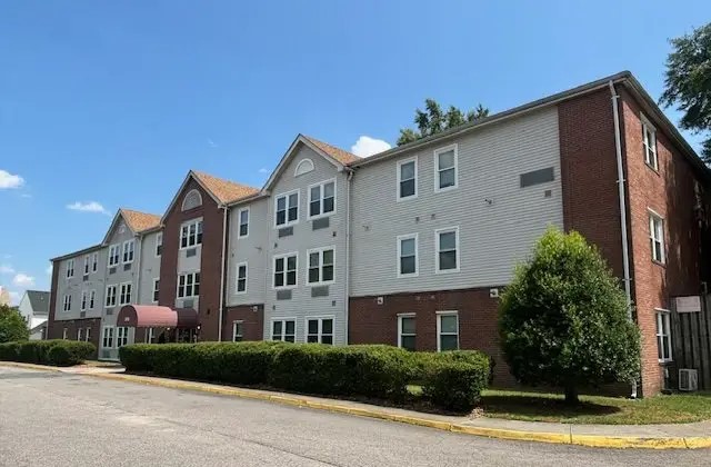 2735 Corprew Ave Property Photo 1