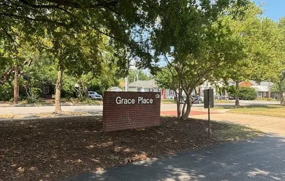 2735 Corprew Ave Property Photo 4