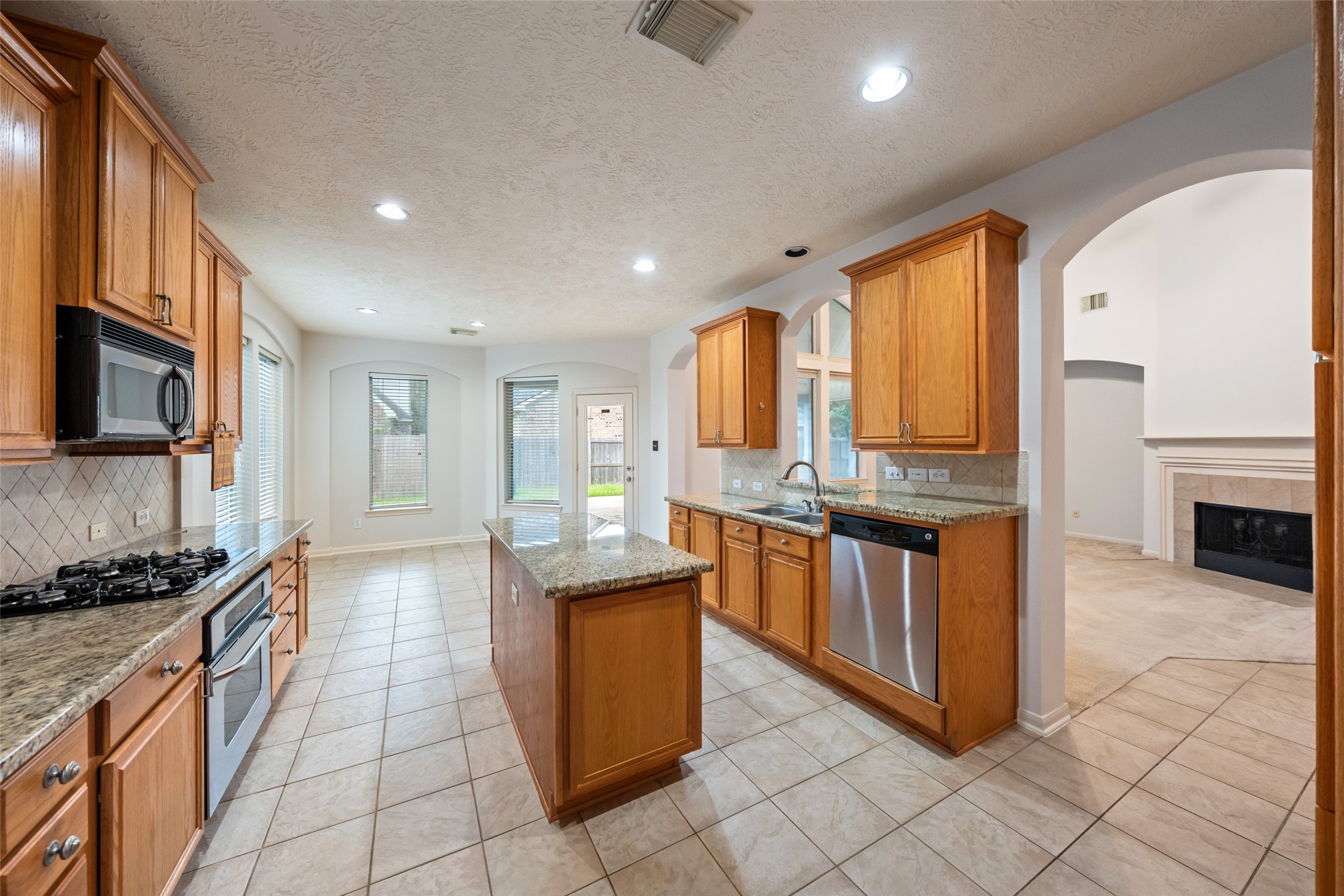 2509 Cambria Court Property Photo 14