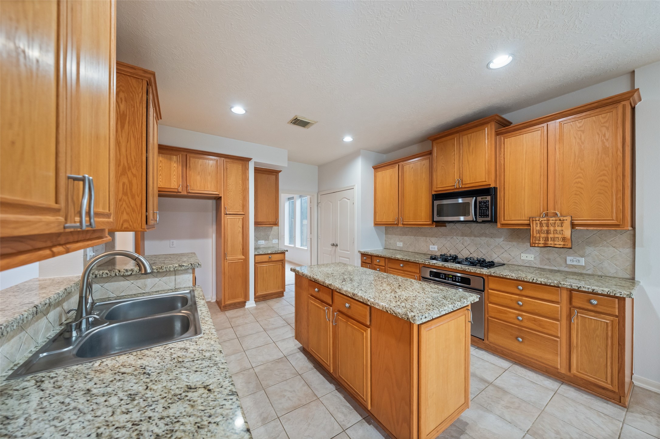 2509 Cambria Court Property Photo 15
