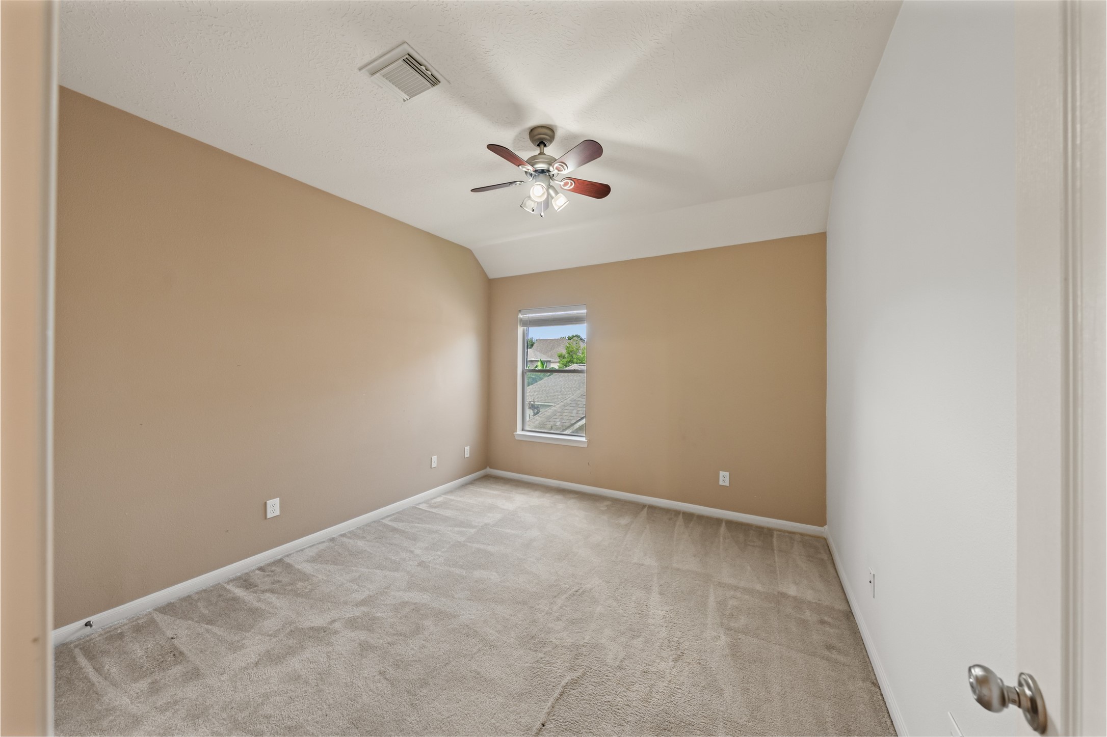 2509 Cambria Court Property Photo 23