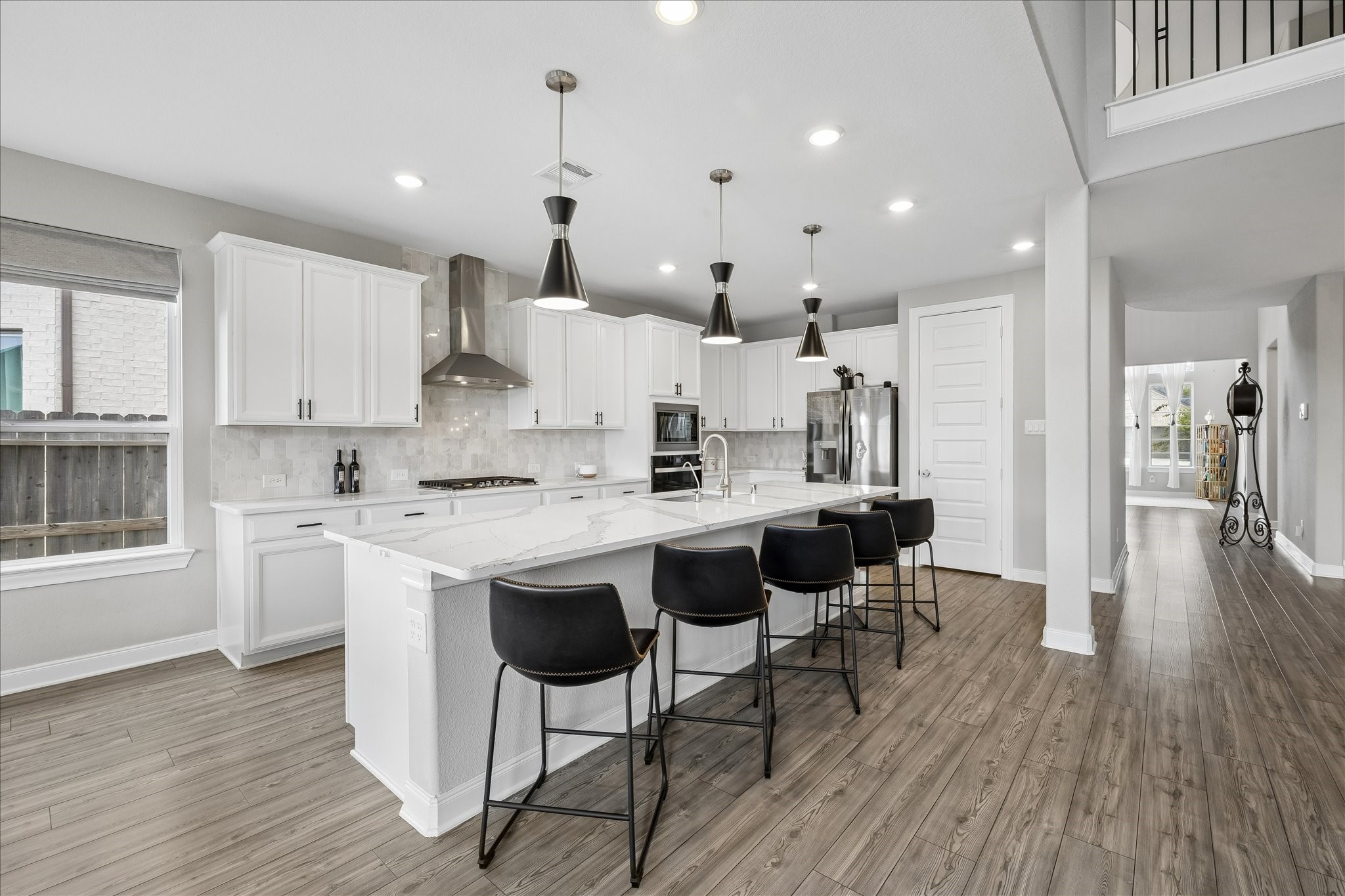 17608 Harper's Way Property Photo 3