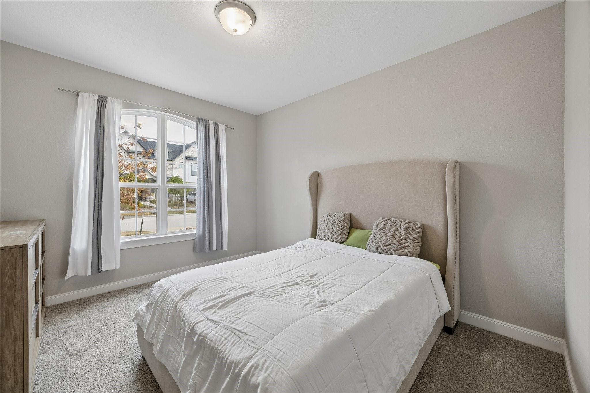 17608 Harper's Way Property Photo 14