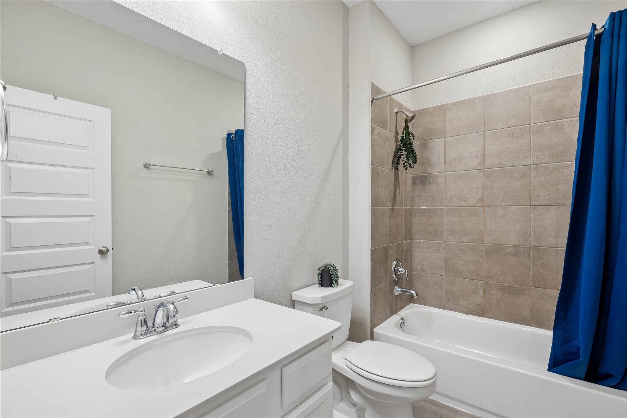 17608 Harper's Way Property Photo 28