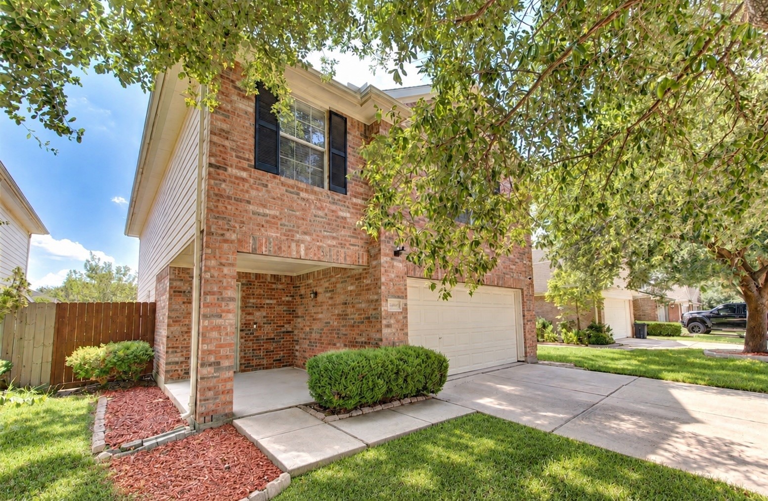 15002 Sunset Bay Court Property Photo 2