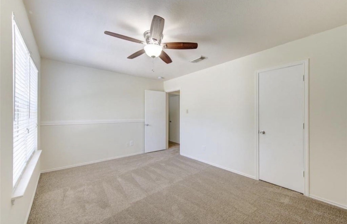 15002 Sunset Bay Court Property Photo 18