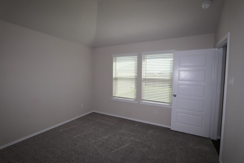 2508 Clydesdale Lane Property Photo 4