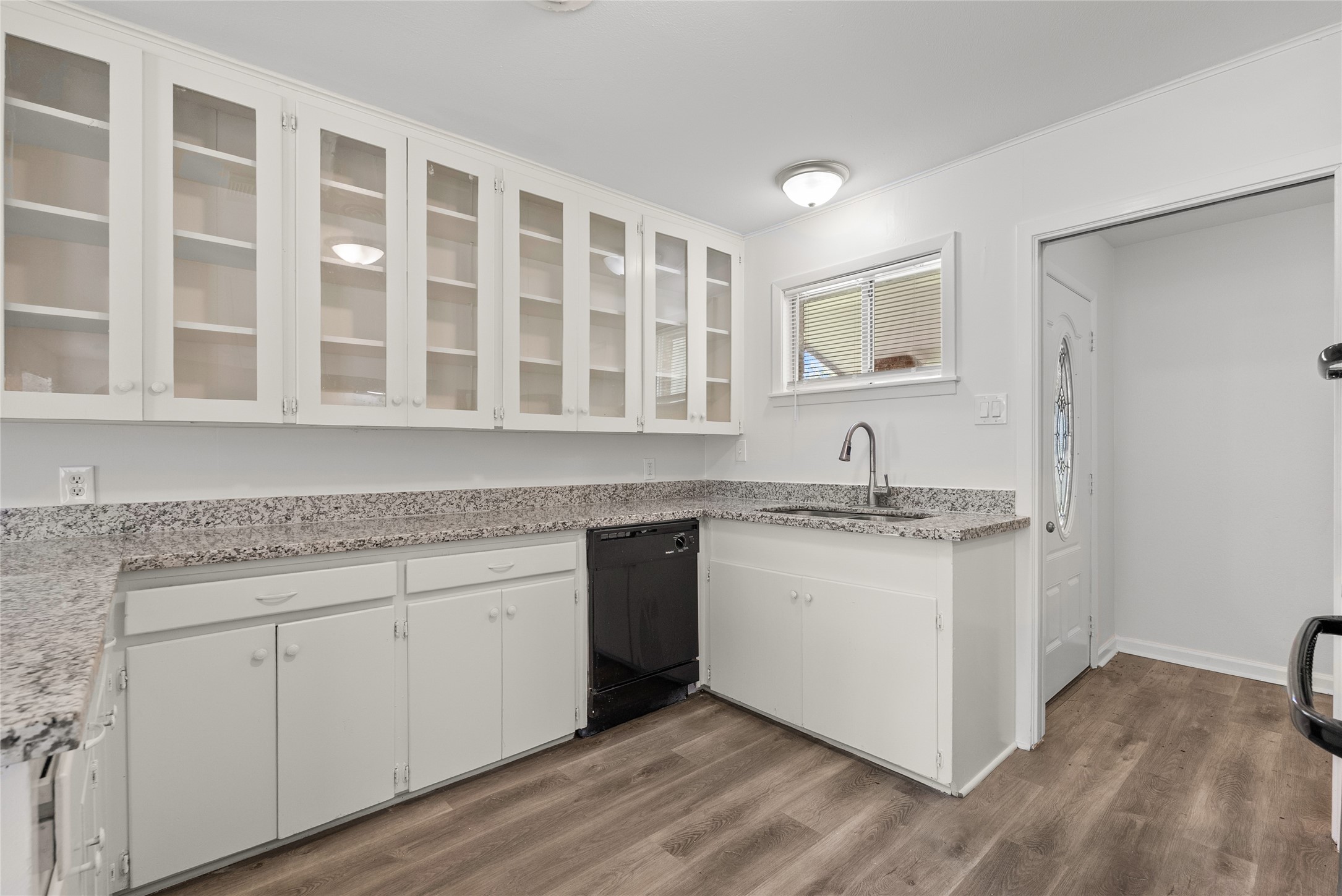 1102 Avenue C Property Photo 16