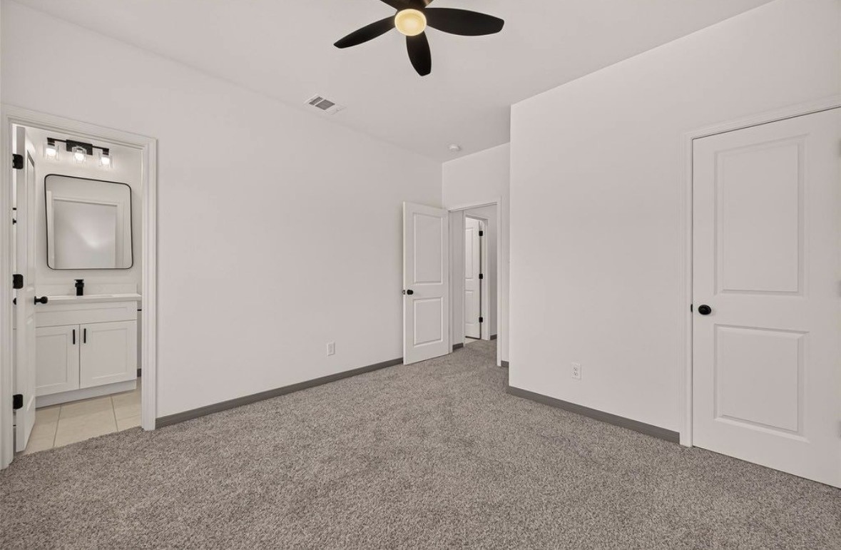 8306 Tidwell Road Property Photo 17