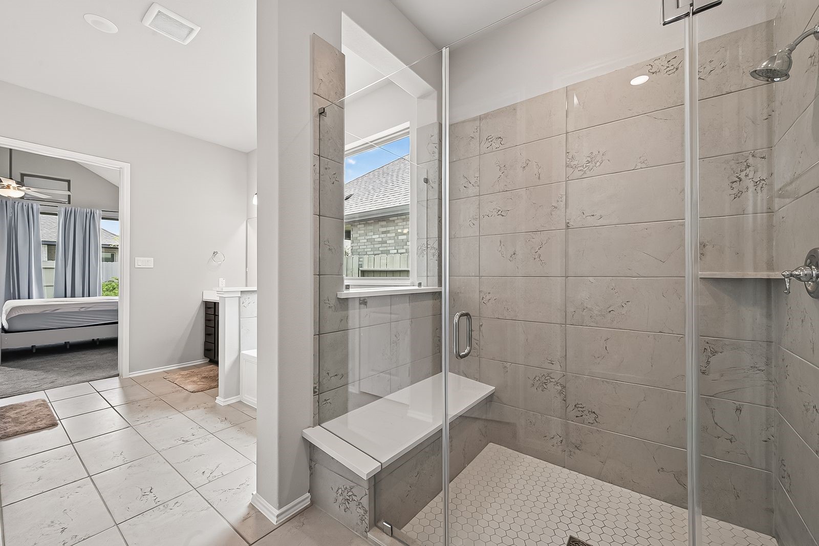 2406 Pear Blossom Lane Property Photo 19