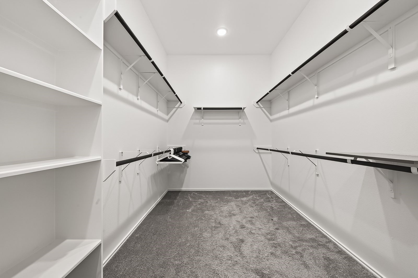 2406 Pear Blossom Lane Property Photo 25