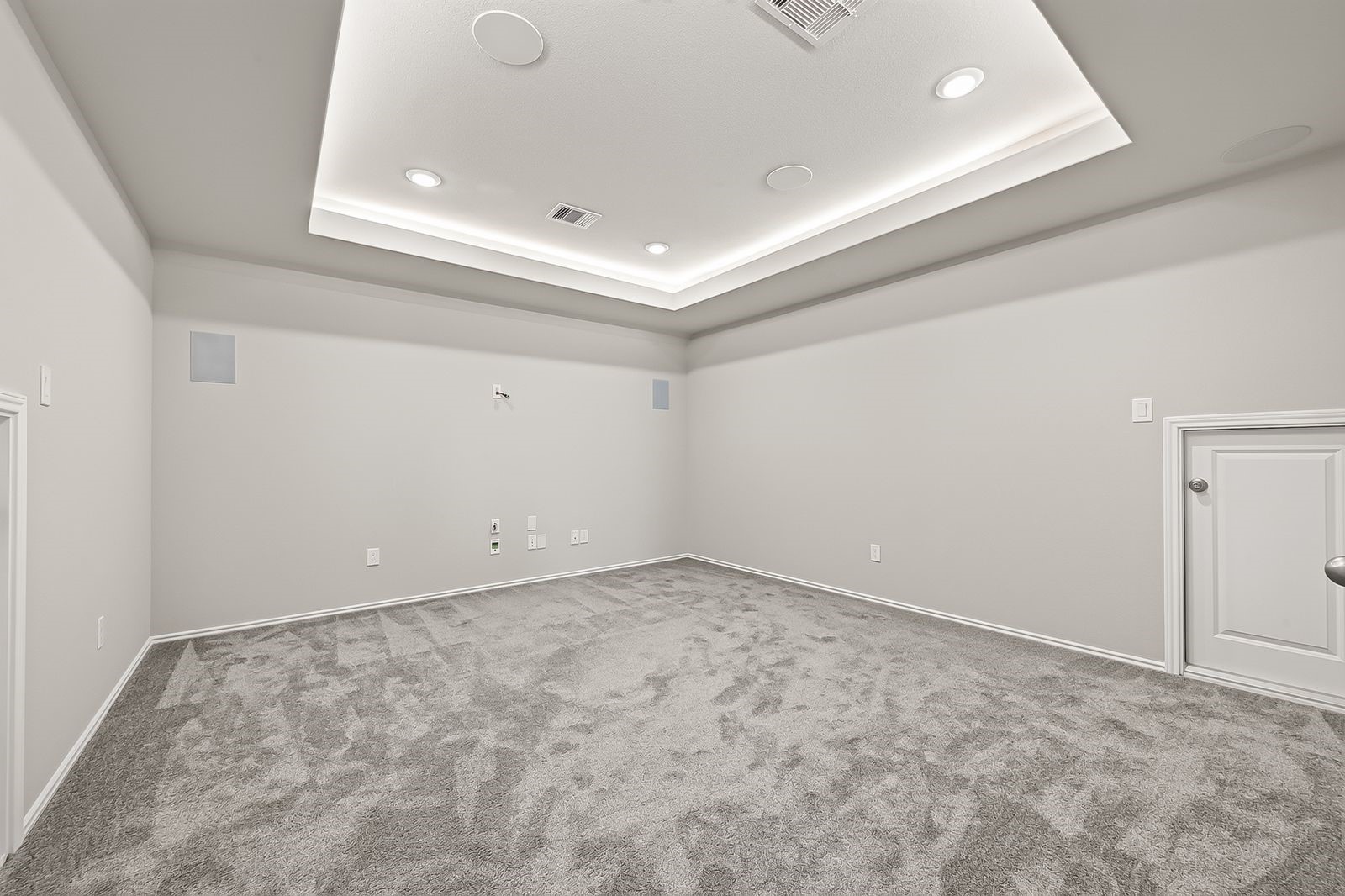 2406 Pear Blossom Lane Property Photo 27