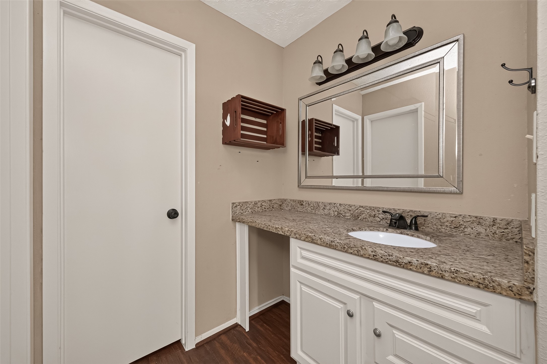 10318 Buffalo Bend Drive Property Photo 15