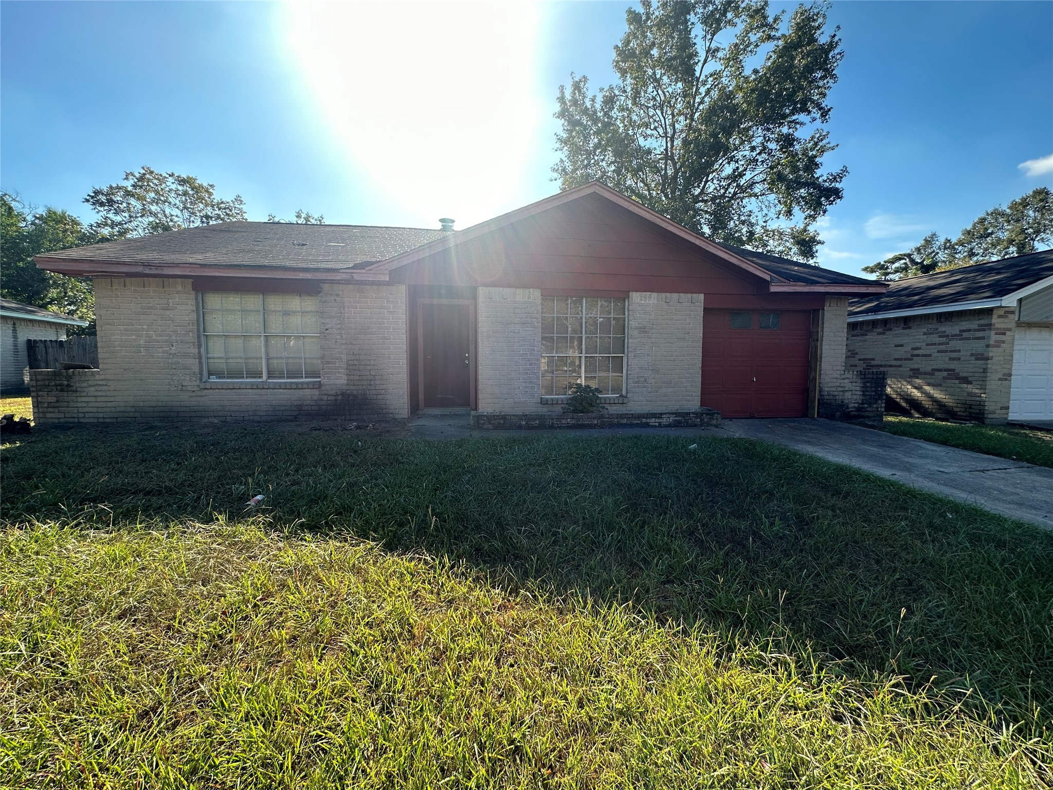 14846 Waterside Dr Property Photo 1