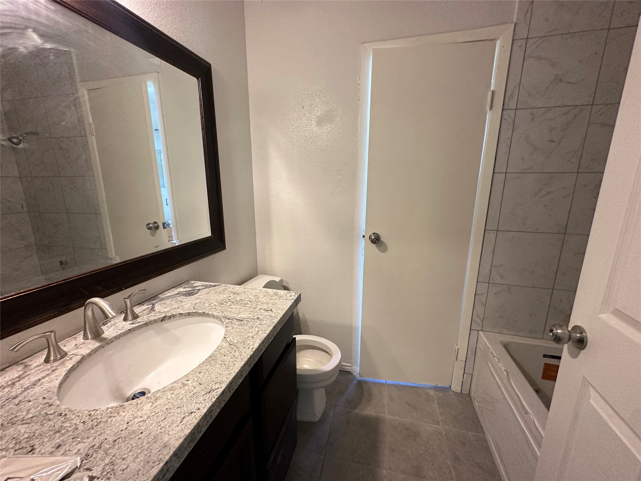 14846 Waterside Dr Property Photo 6