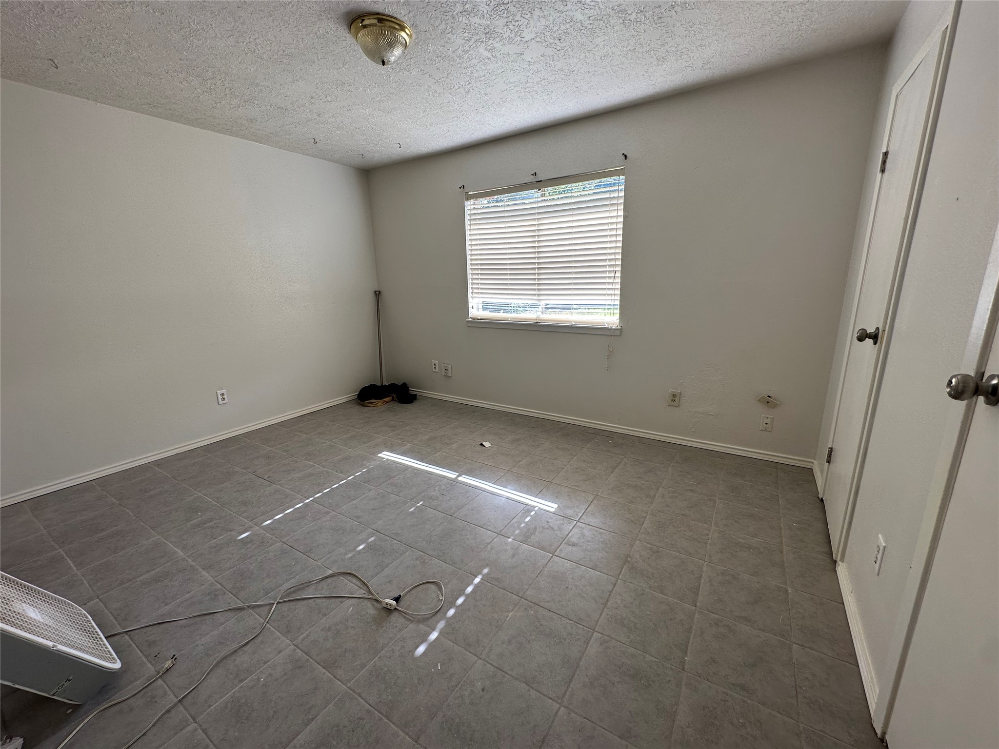14846 Waterside Dr Property Photo 10