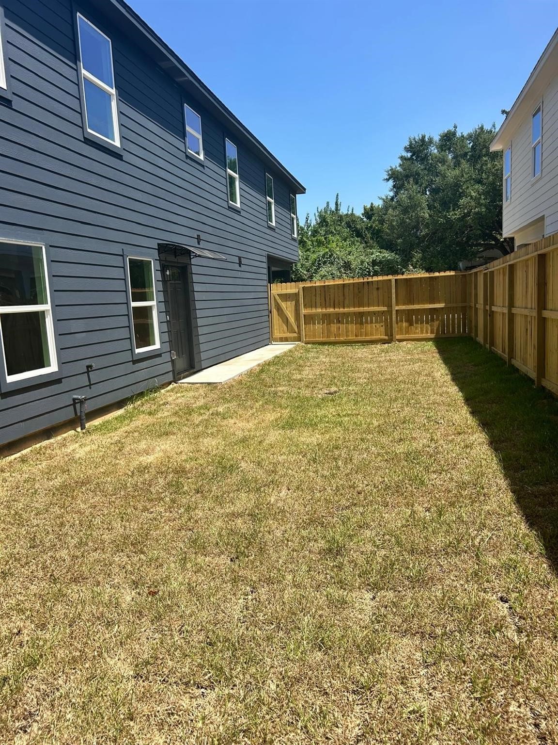 8415 Mahalia Drive A Property Photo 10