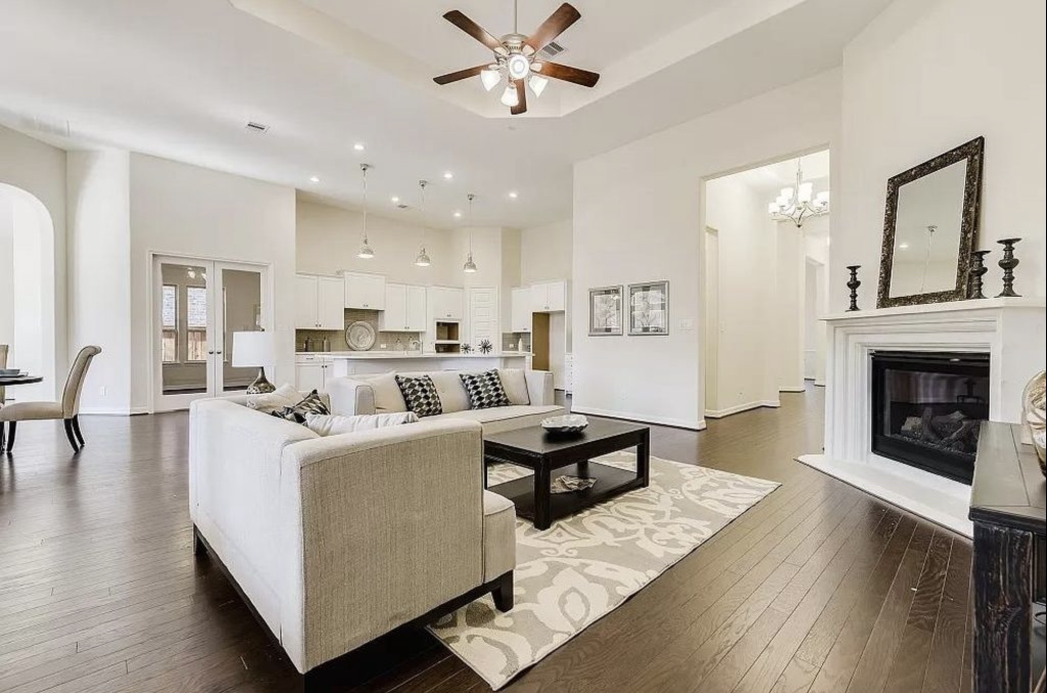 10407 Roseate Skimmer Property Photo 1