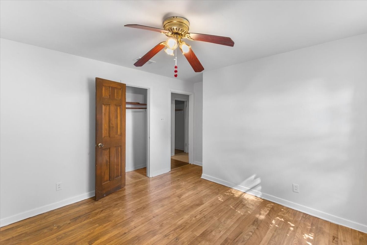 8002 Woodlyn Road Property Photo 13
