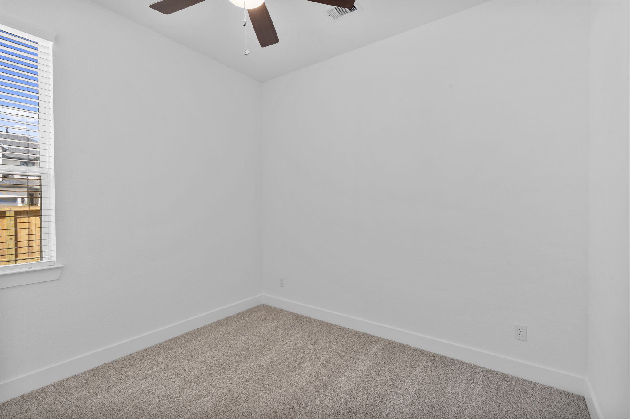 10930 Middle Ridge Drive Property Photo 22