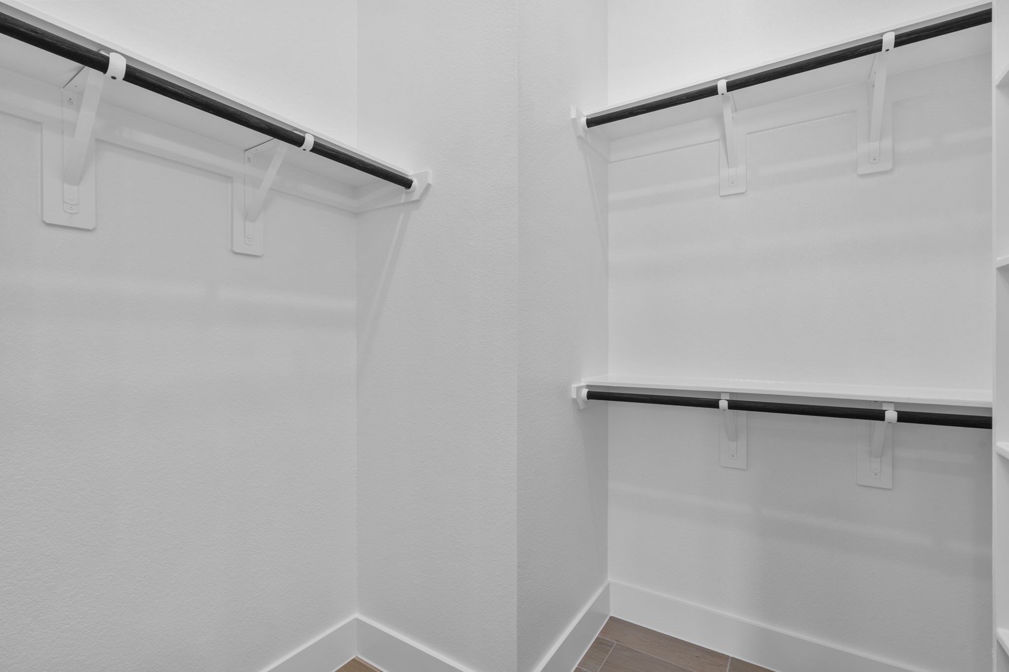 10930 Middle Ridge Drive Property Photo 29