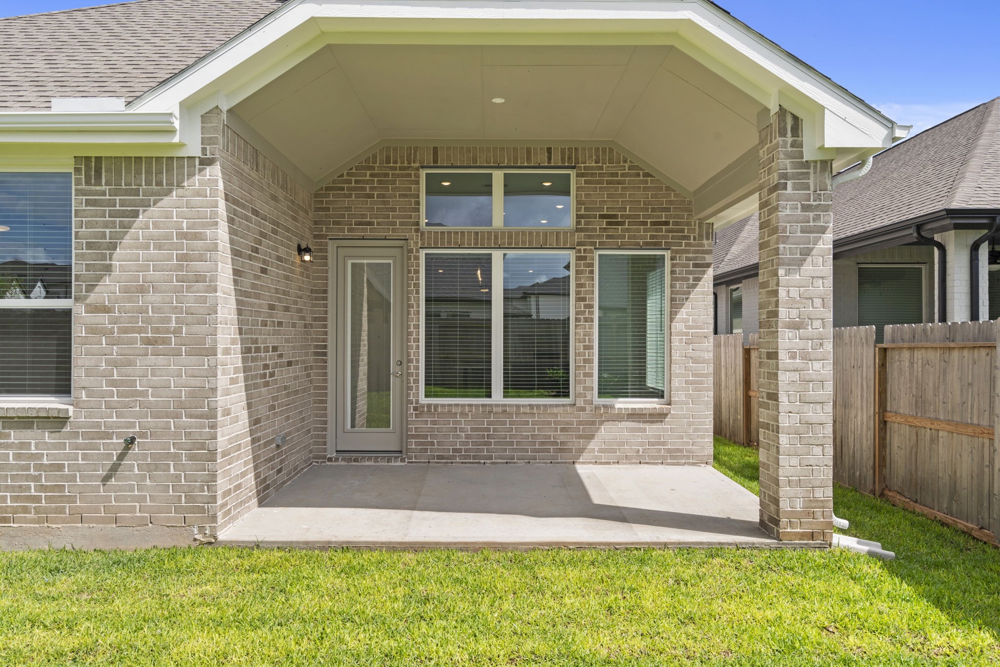 10930 Middle Ridge Drive Property Photo 33