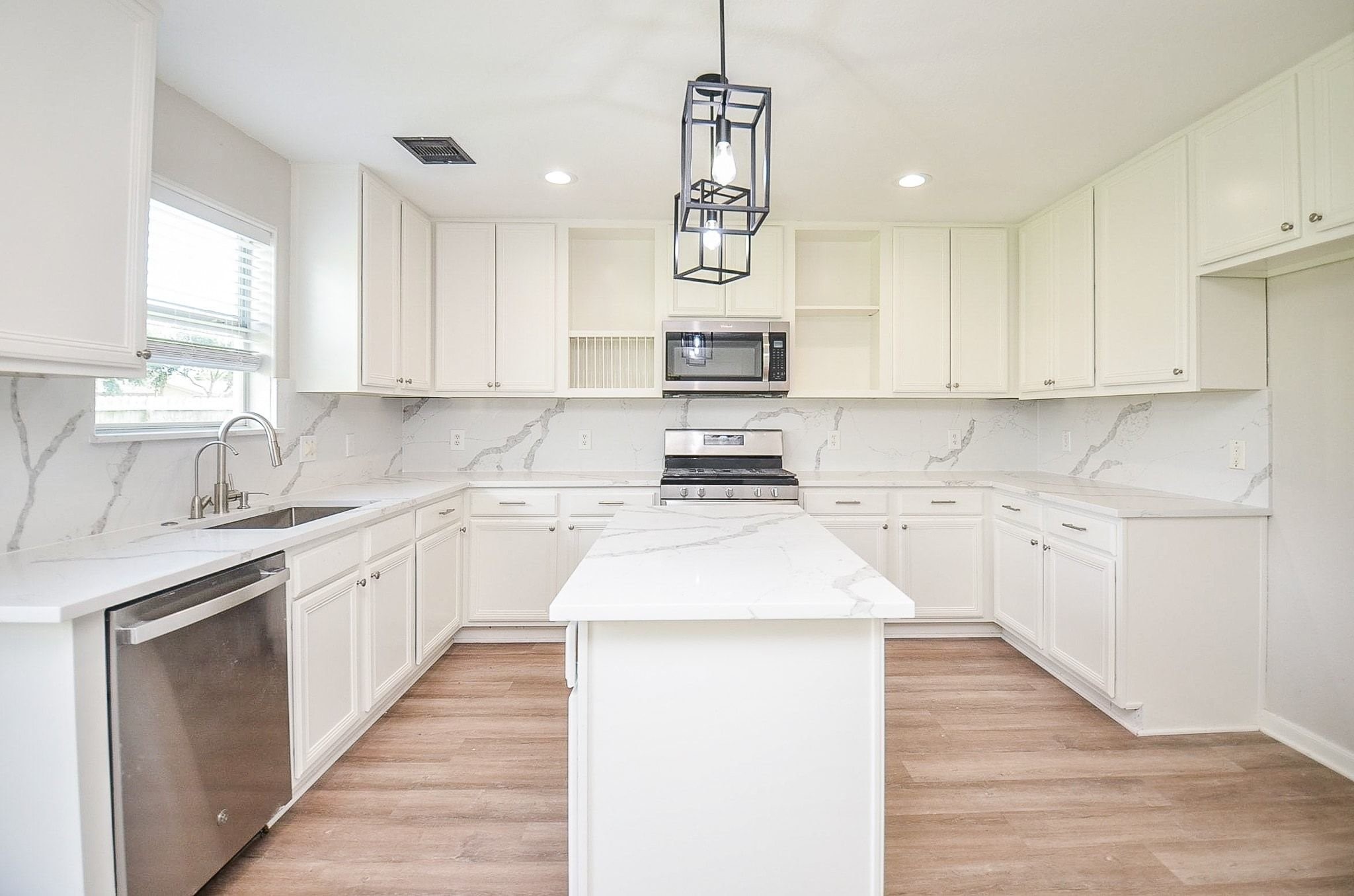16406 Star Canyon Court Property Photo 10