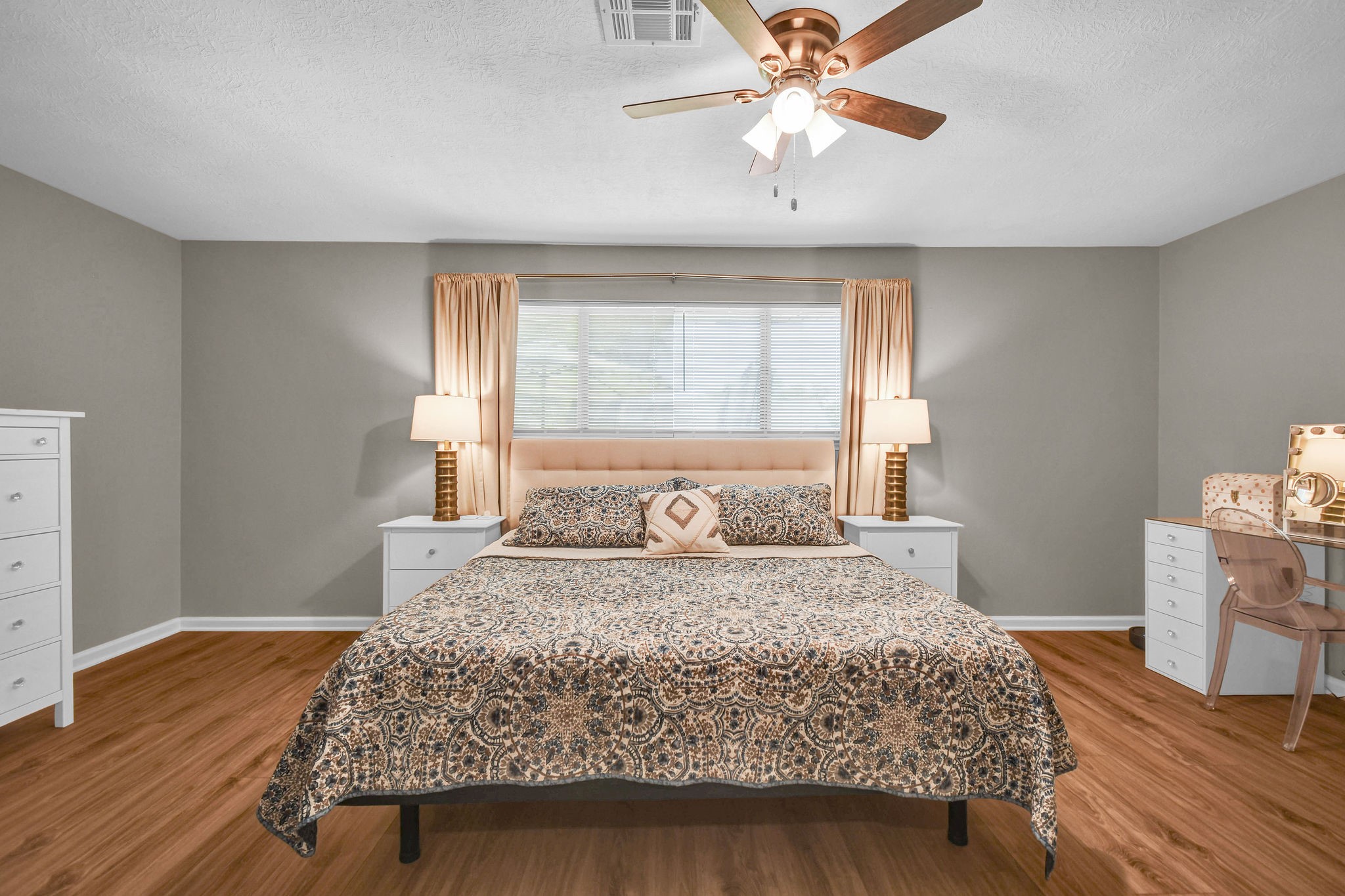 528 Daffodil Street Property Photo 21