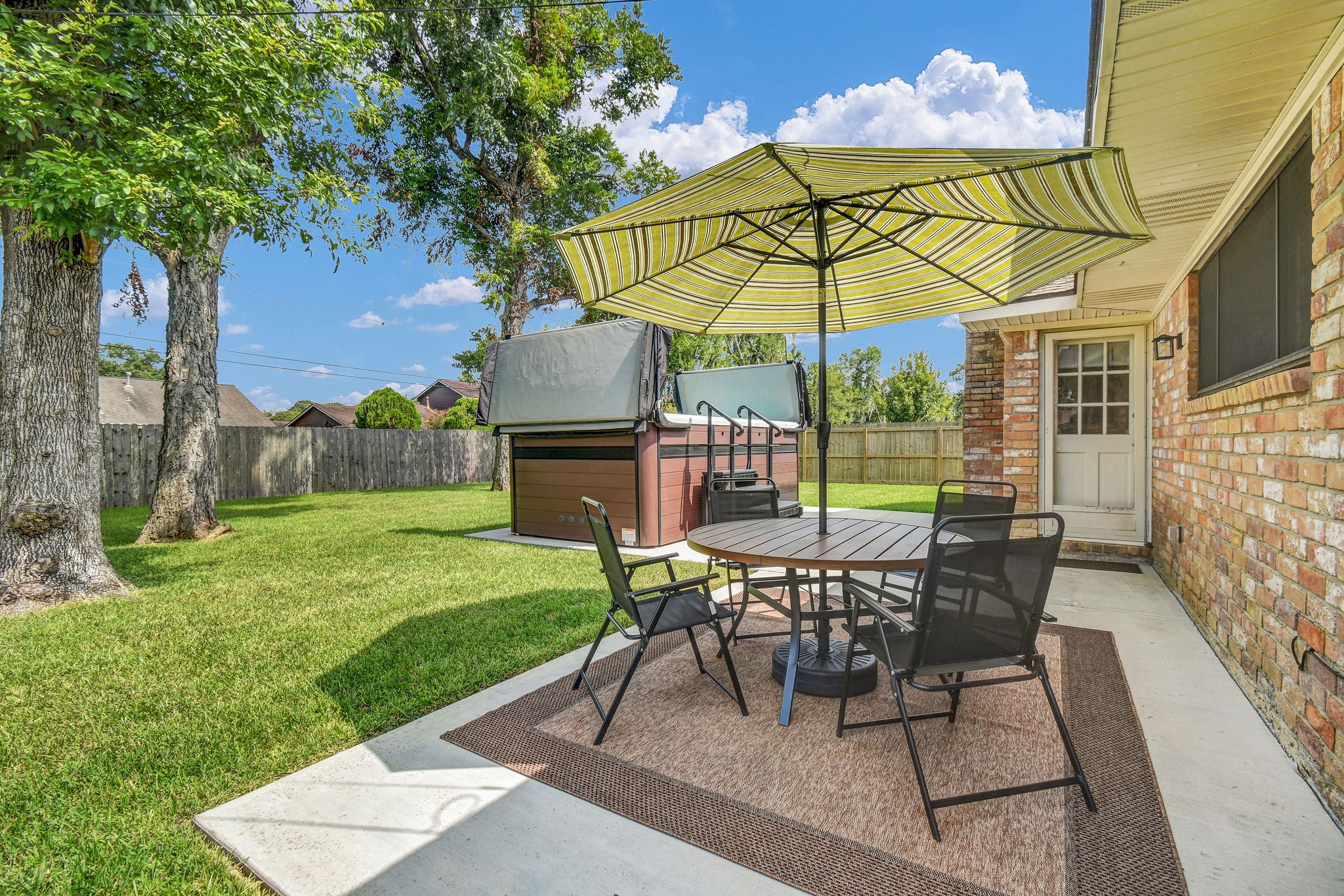 528 Daffodil Street Property Photo 22