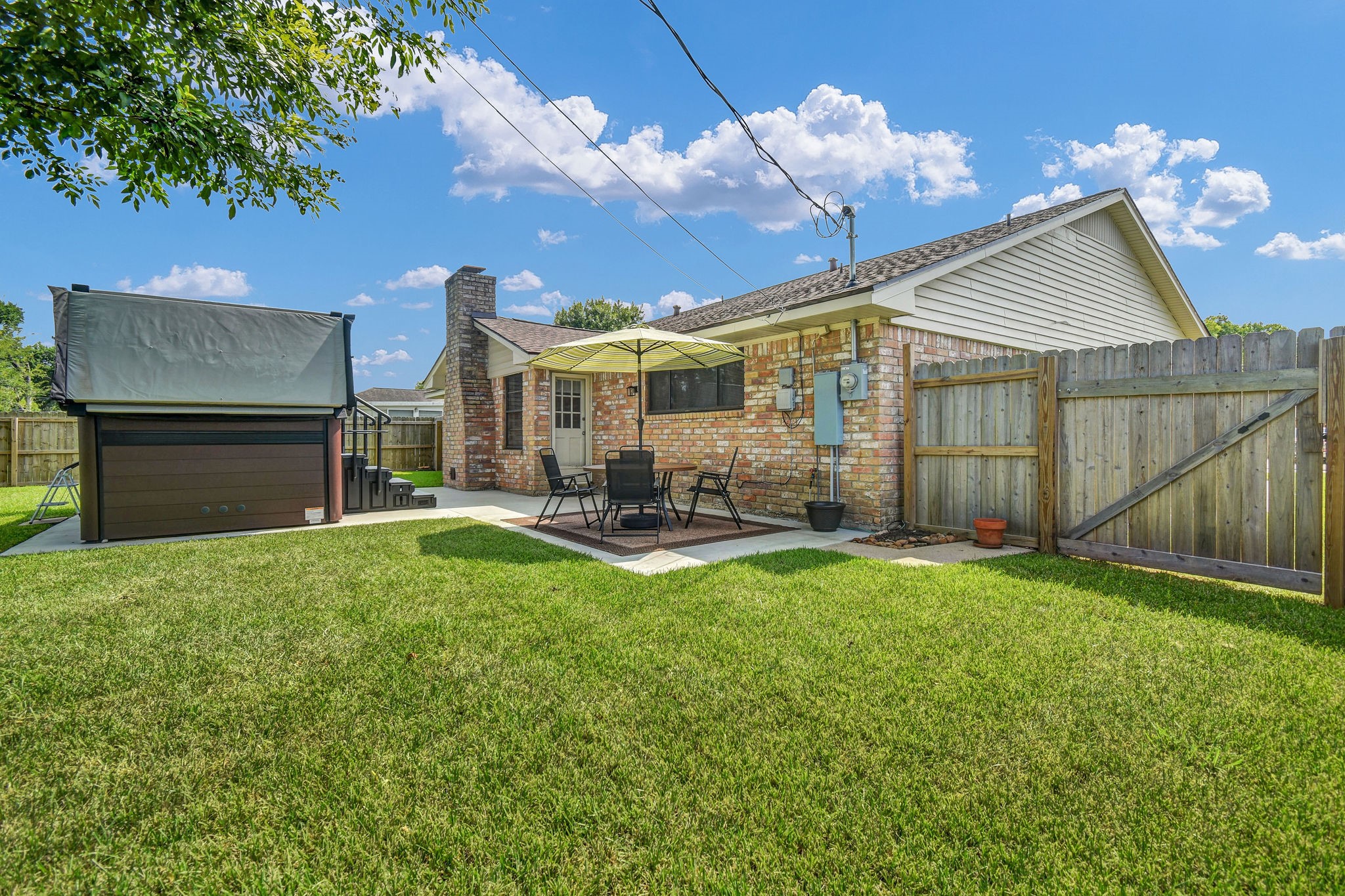 528 Daffodil Street Property Photo 25